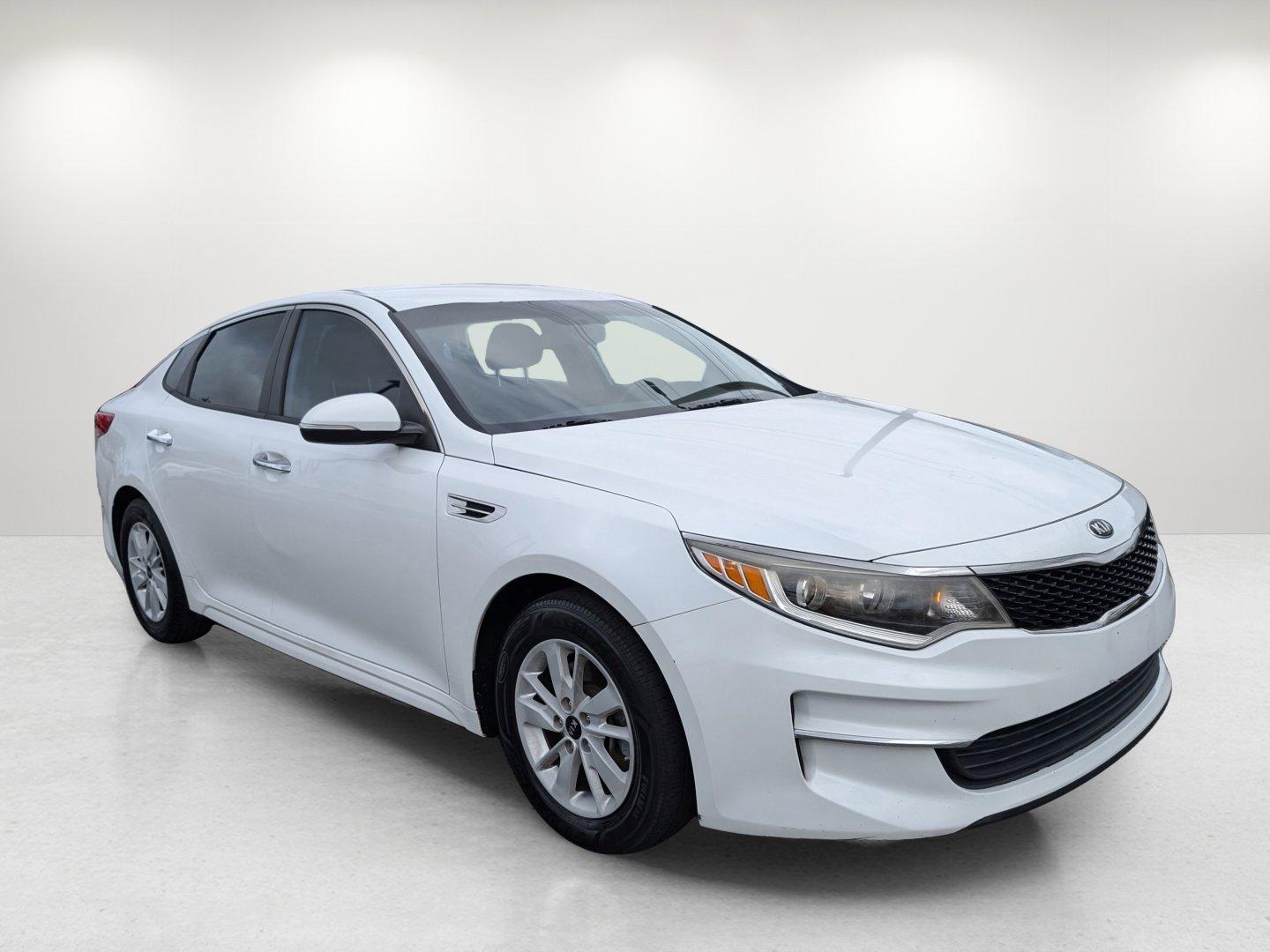 2018 /Black Kia Optima LX (5XXGT4L39JG) with an Regular Unleaded I-4 2.4 L/144 engine, 6-Speed Automatic w/OD transmission, located at 3959 U.S. 80 W, Phenix City, AL, 36870, (334) 297-4885, 32.469296, -85.135185 - 2018 Kia Optima LX - Photo#2