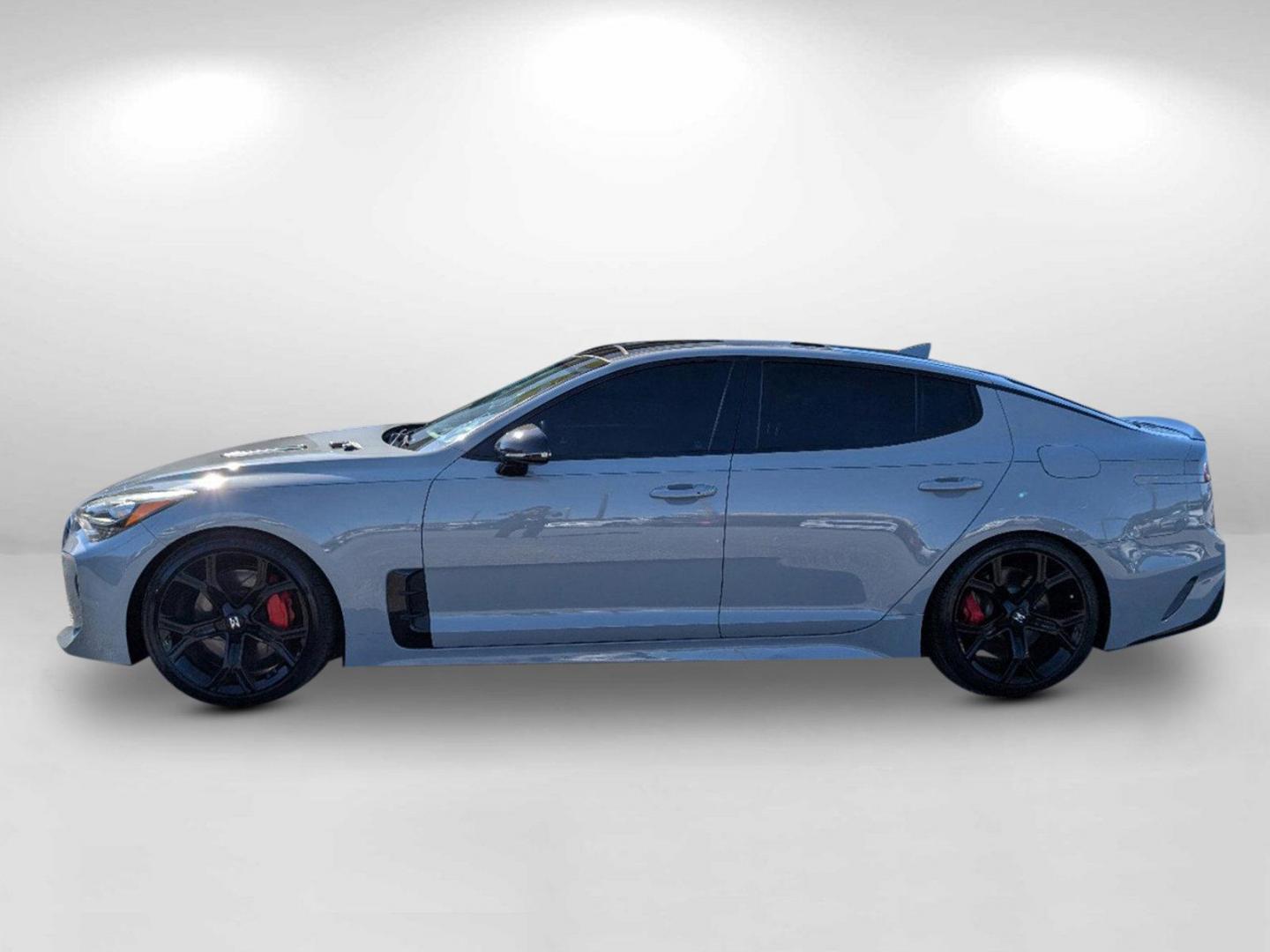 2018 /Black Kia Stinger GT2 (KNAE55LCXJ6) with an Twin Turbo Premium Unleaded V-6 3.3 L/204 engine, 8-Speed Automatic w/OD transmission, located at 3959 U.S. 80 W, Phenix City, AL, 36870, (334) 297-4885, 32.469296, -85.135185 - 2018 Kia Stinger GT2 - Photo#7