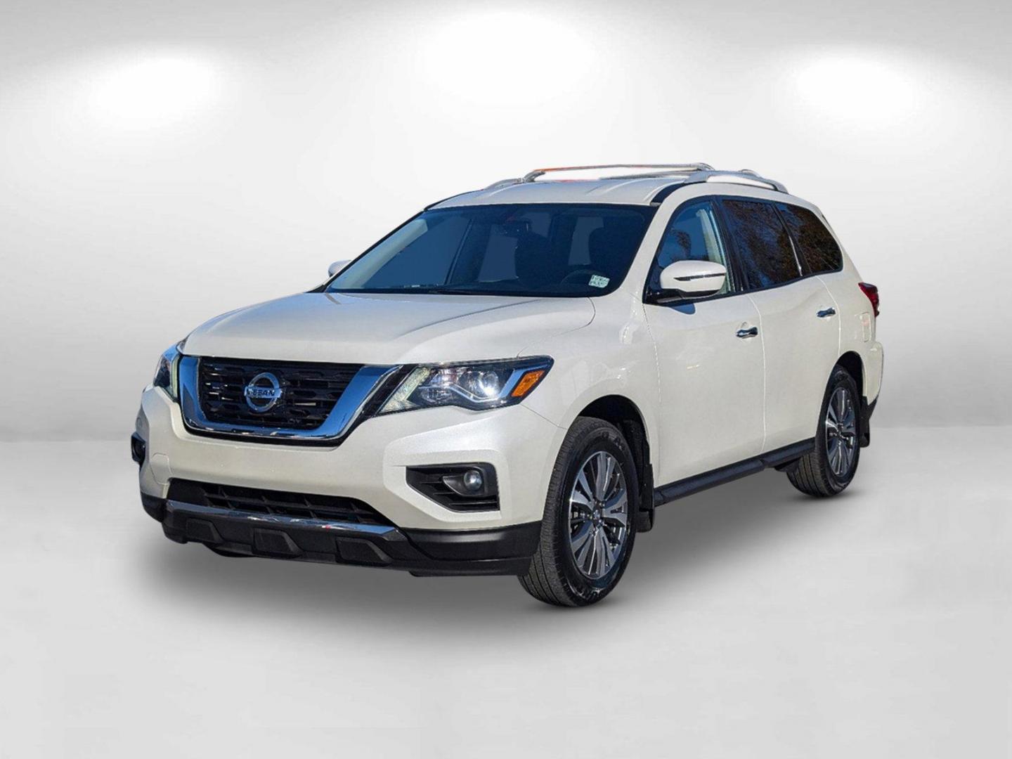 2018 /Charcoal Nissan Pathfinder SV (5N1DR2MM7JC) with an Regular Unleaded V-6 3.5 L/213 engine, 1-Speed CVT w/OD transmission, located at 3959 U.S. 80 W, Phenix City, AL, 36870, (334) 297-4885, 32.469296, -85.135185 - 2018 Nissan Pathfinder SV - Photo#3