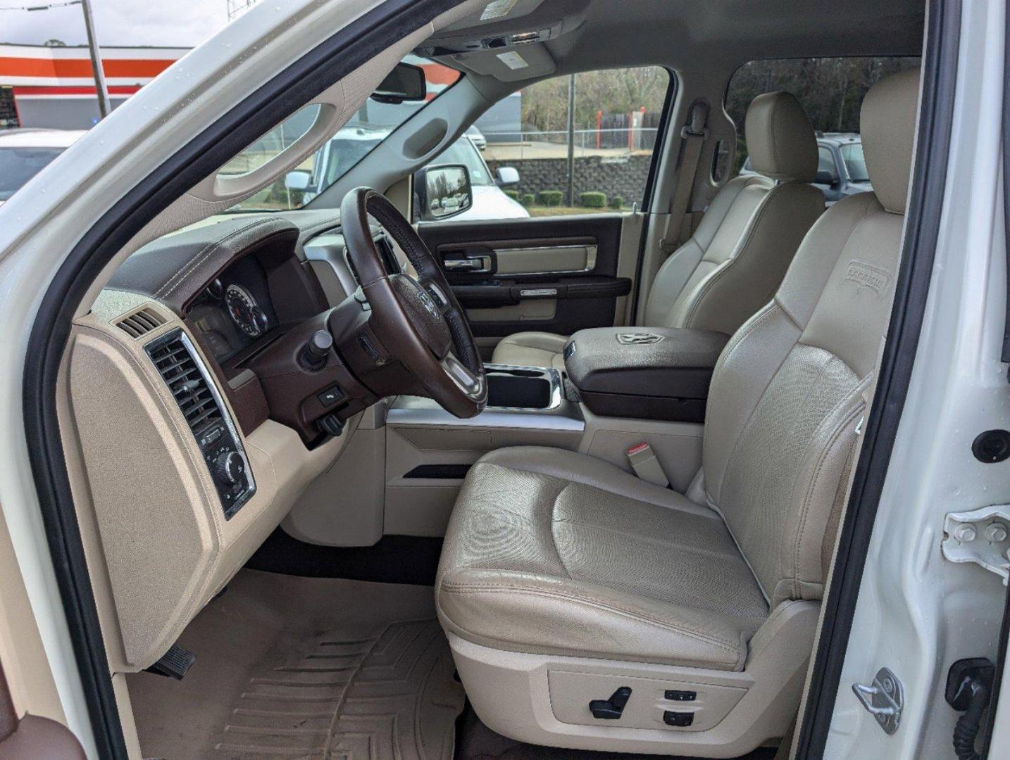 2018 /Lt Frost Beige/Brown Ram 1500 Laramie (1C6RR6NT4JS) with an Regular Unleaded V-8 5.7 L/345 engine, 8-Speed Automatic w/OD transmission, located at 3959 U.S. 80 W, Phenix City, AL, 36870, (334) 297-4885, 32.469296, -85.135185 - 2018 Ram 1500 Laramie - Photo#9