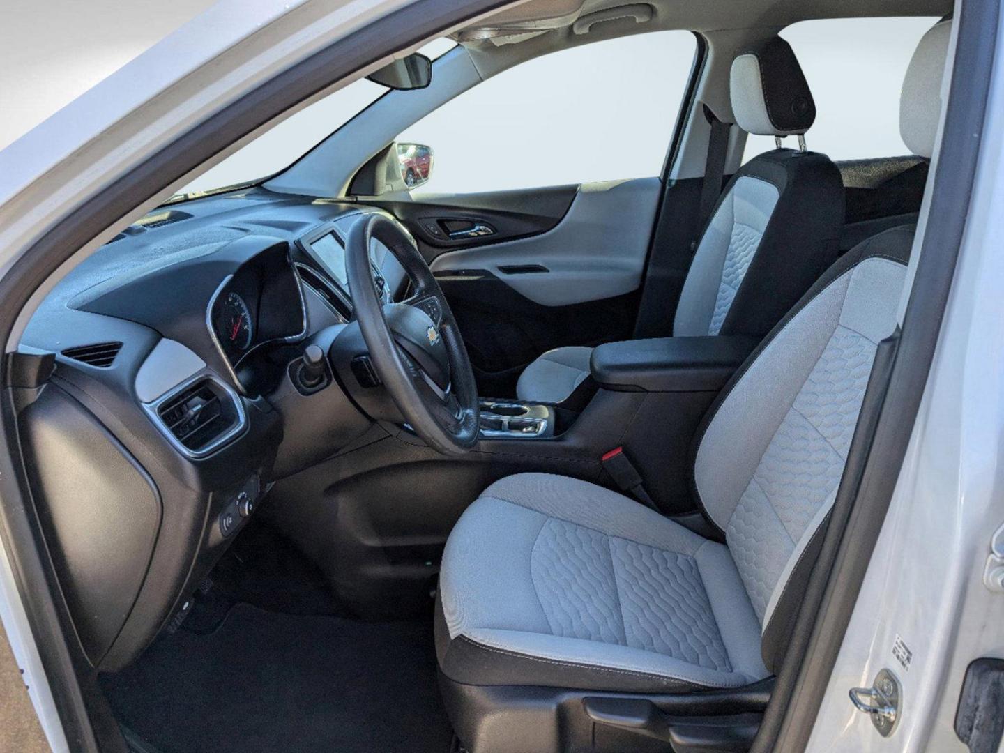 2019 /Medium Ash Gray Chevrolet Equinox LS (2GNAXHEV0K6) with an Turbocharged Gas I4 1.5L/92 engine, 6-Speed Automatic transmission, located at 3959 U.S. 80 W, Phenix City, AL, 36870, (334) 297-4885, 32.469296, -85.135185 - 2019 Chevrolet Equinox LS - Photo#12