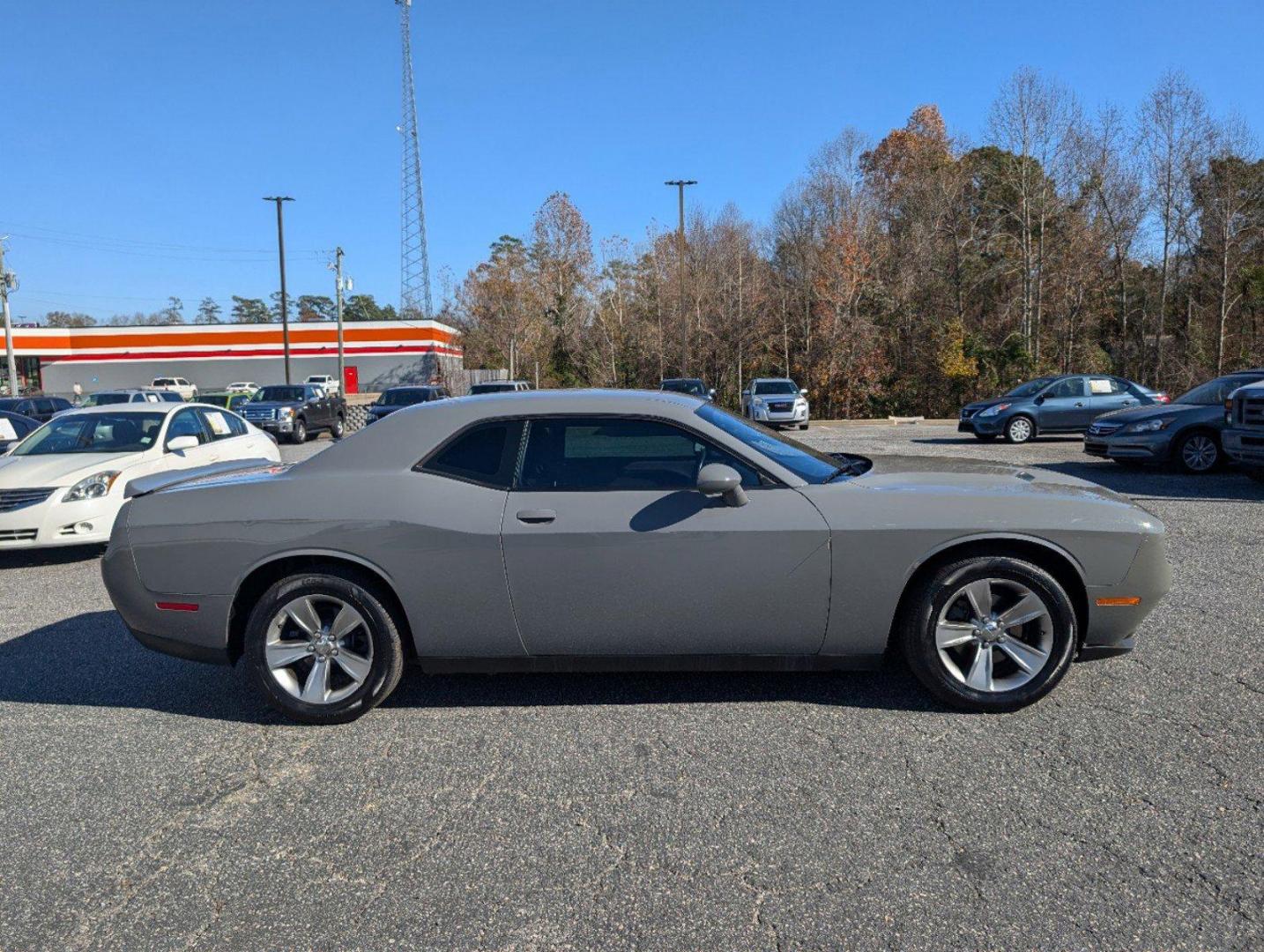 2019 /Black Dodge Challenger SXT (2C3CDZAG0KH) with an Regular Unleaded V-6 3.6 L/220 engine, 8-Speed Automatic w/OD transmission, located at 3959 U.S. 80 W, Phenix City, AL, 36870, (334) 297-4885, 32.469296, -85.135185 - 2019 Dodge Challenger SXT - Photo#3