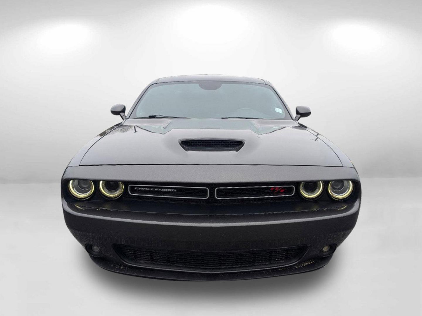 2019 /Black Dodge Challenger R/T (2C3CDZBT4KH) with an Regular Unleaded V-8 5.7 L/345 engine, 8-Speed Automatic w/OD transmission, located at 3959 U.S. 80 W, Phenix City, AL, 36870, (334) 297-4885, 32.469296, -85.135185 - 2019 Dodge Challenger R/T - Photo#5