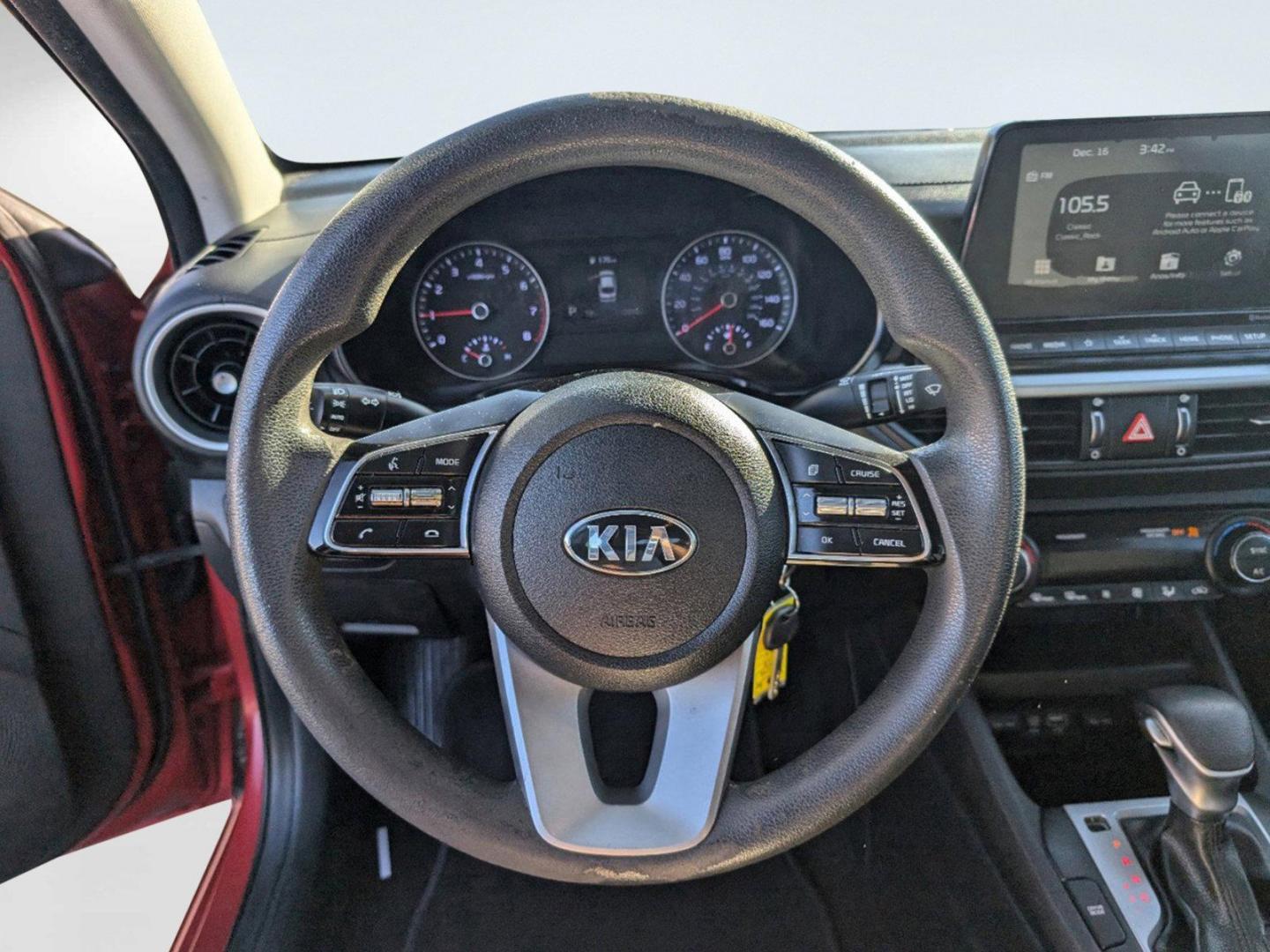 2019 /Black Kia Forte LXS (3KPF24AD4KE) with an Regular Unleaded I-4 2.0 L/122 engine, 1-Speed CVT w/OD transmission, located at 3959 U.S. 80 W, Phenix City, AL, 36870, (334) 297-4885, 32.469296, -85.135185 - 2019 Kia Forte LXS - Photo#15