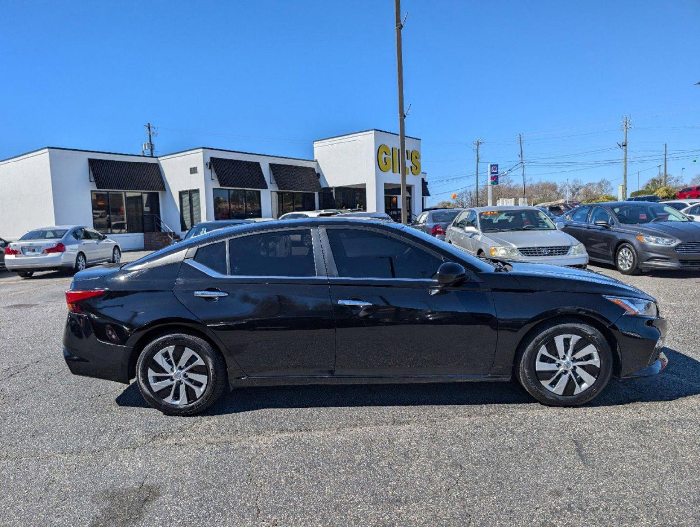 2019 /Charcoal Nissan Altima 2.5 S (1N4BL4BV1KN) with an Regular Unleaded I-4 2.5 L/152 engine, 1-Speed CVT w/OD transmission, located at 3959 U.S. 80 W, Phenix City, AL, 36870, (334) 297-4885, 32.469296, -85.135185 - 2019 Nissan Altima 2.5 S - Photo#3