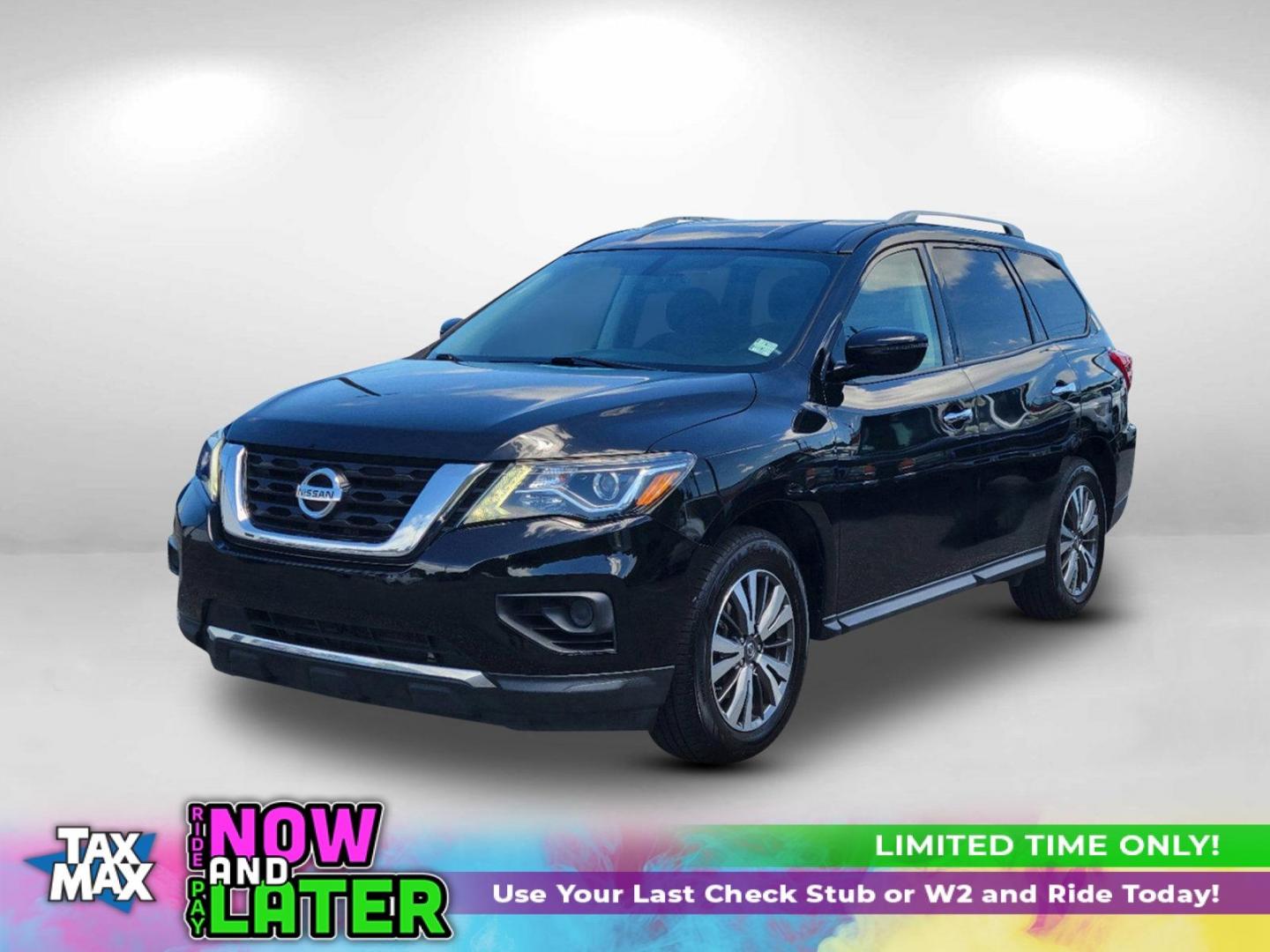 2019 Magnetic Black Pearl /Charcoal Nissan Pathfinder S (5N1DR2MM4KC) with an Regular Unleaded V-6 3.5 L/213 engine, 1-Speed CVT w/OD transmission, located at 1430 Gateway Drive, Opelika, AL, 36801, (334) 239-0944, 32.637871, -85.409790 - 2019 Nissan Pathfinder S - Photo#0