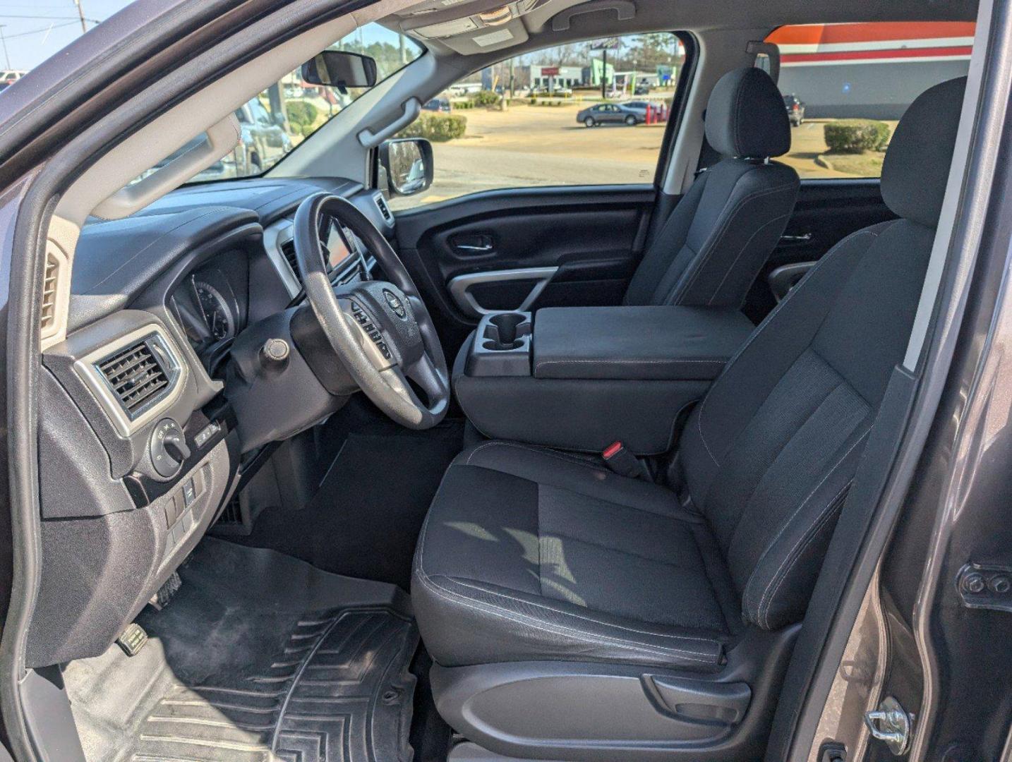 2019 /Black Nissan Titan SV (1N6AA1EK1KN) with an Regular Unleaded V-8 5.6 L/339 engine, 7-Speed Automatic w/OD transmission, located at 804 22nd Ave, Phenix City, AL, 36870, (334) 297-1860, 32.484749, -85.024475 - 2019 Nissan Titan SV - Photo#10