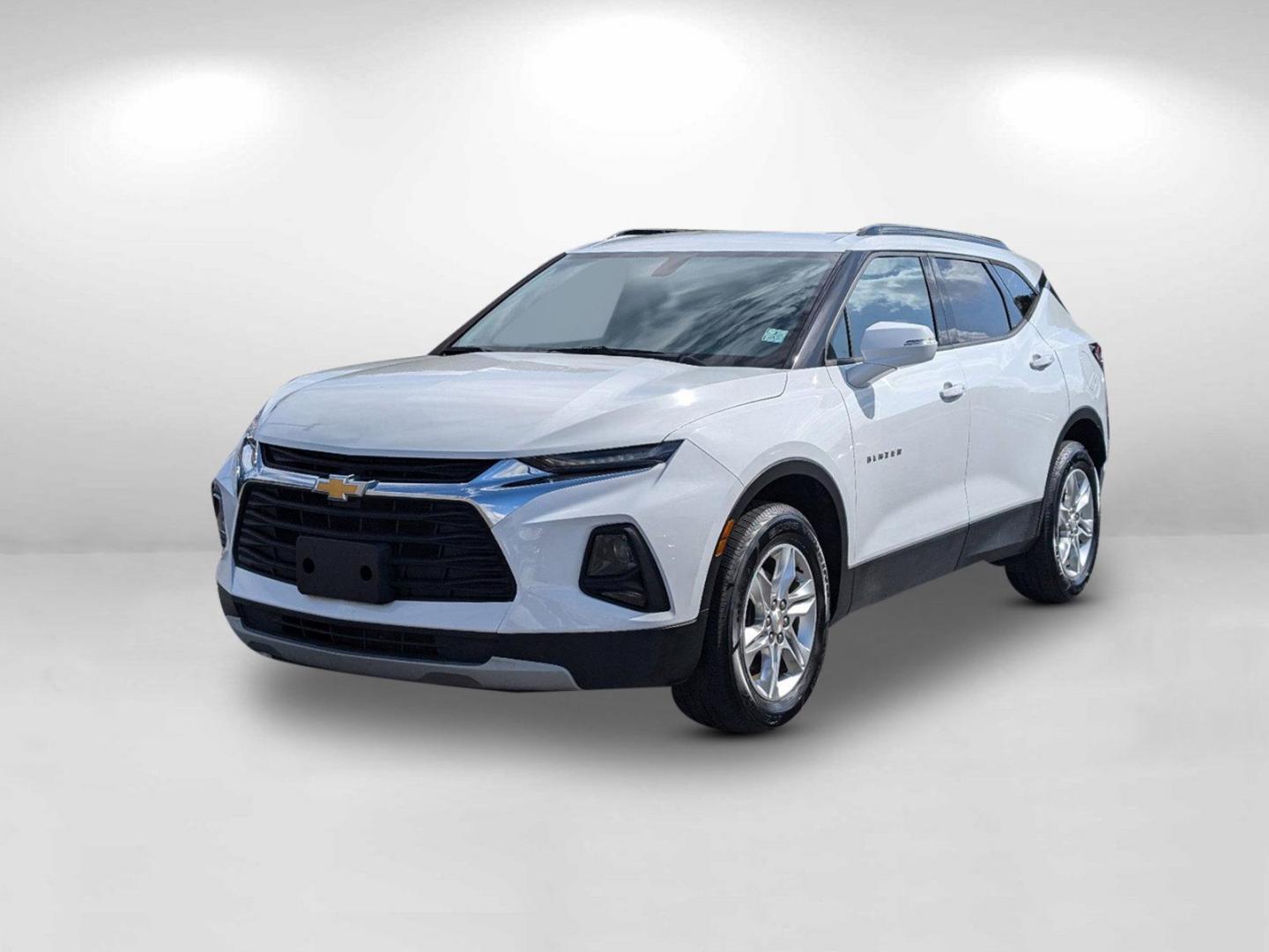 2020 Summit White /Jet Black Chevrolet Blazer LT (3GNKBBRA5LS) with an Gas I4 2.5L/ engine, 9-Speed Automatic transmission, located at 521 Old Farm Lane Rd, Prattville, AL, 36066, (334) 325-1505, 32.482460, -86.416367 - 2020 Chevrolet Blazer LT - Photo#16