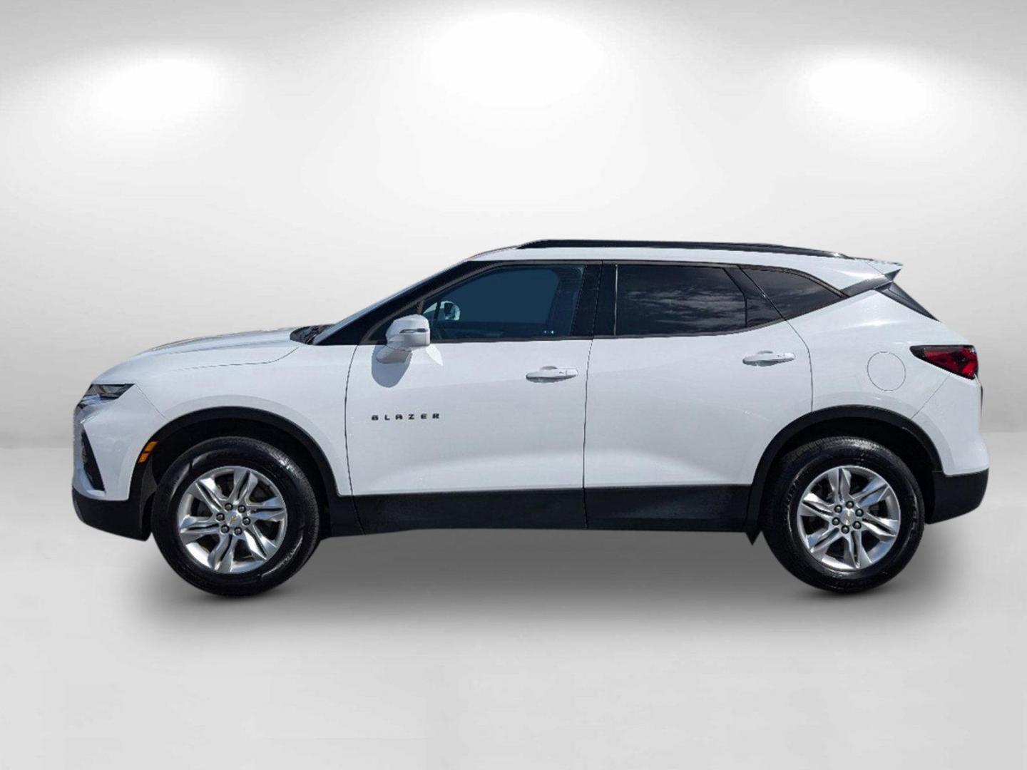 2020 Summit White /Jet Black Chevrolet Blazer LT (3GNKBBRA5LS) with an Gas I4 2.5L/ engine, 9-Speed Automatic transmission, located at 521 Old Farm Lane Rd, Prattville, AL, 36066, (334) 325-1505, 32.482460, -86.416367 - 2020 Chevrolet Blazer LT - Photo#7