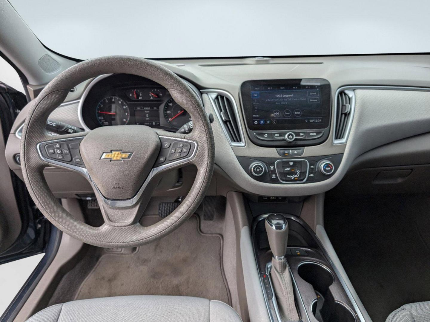 2020 /Dark Atmosphere/ Medium Ash Gray Chevrolet Malibu LS (1G1ZC5ST7LF) with an Turbocharged Gas I4 1.5L/91 engine, 1-Speed Automatic transmission, located at 3959 U.S. 80 W, Phenix City, AL, 36870, (334) 297-4885, 32.469296, -85.135185 - 2020 Chevrolet Malibu LS - Photo#14