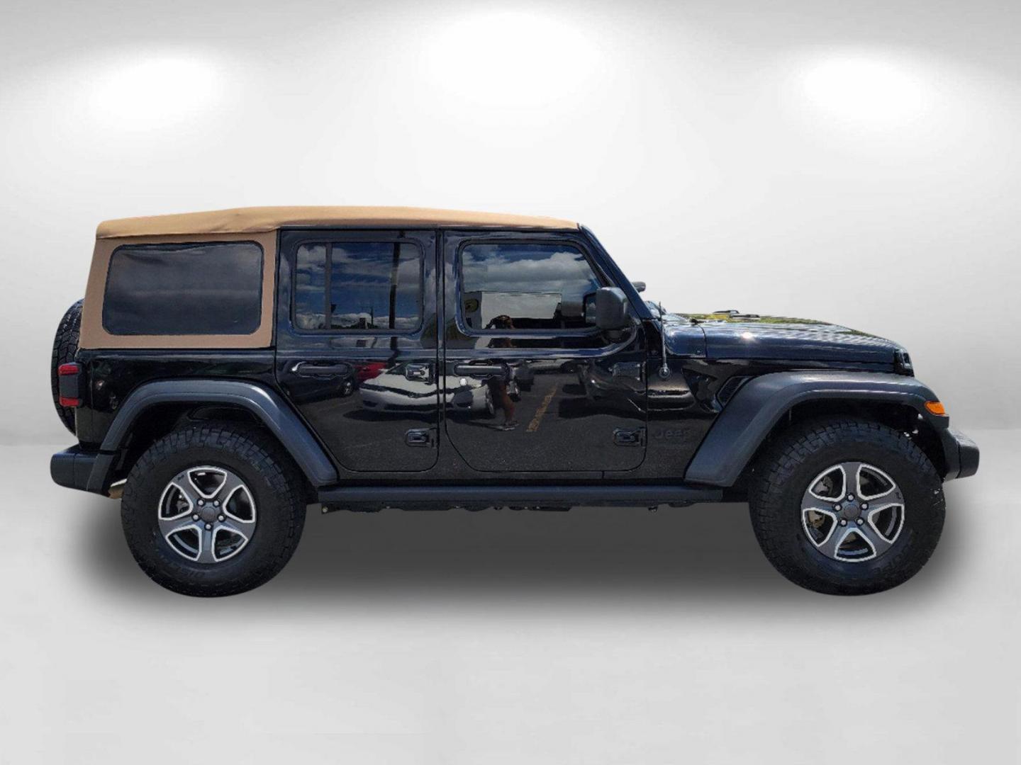 2020 Black Clearcoat /Heritage Tan/Black Jeep Wrangler Unlimited Black and Tan (1C4HJXDG9LW) with an Regular Unleaded V-6 3.6 L/220 engine, 8-Speed Automatic w/OD transmission, located at 3959 U.S. 80 W, Phenix City, AL, 36870, (334) 297-4885, 32.469296, -85.135185 - 2020 Jeep Wrangler Unlimited Black and Tan - Photo#3