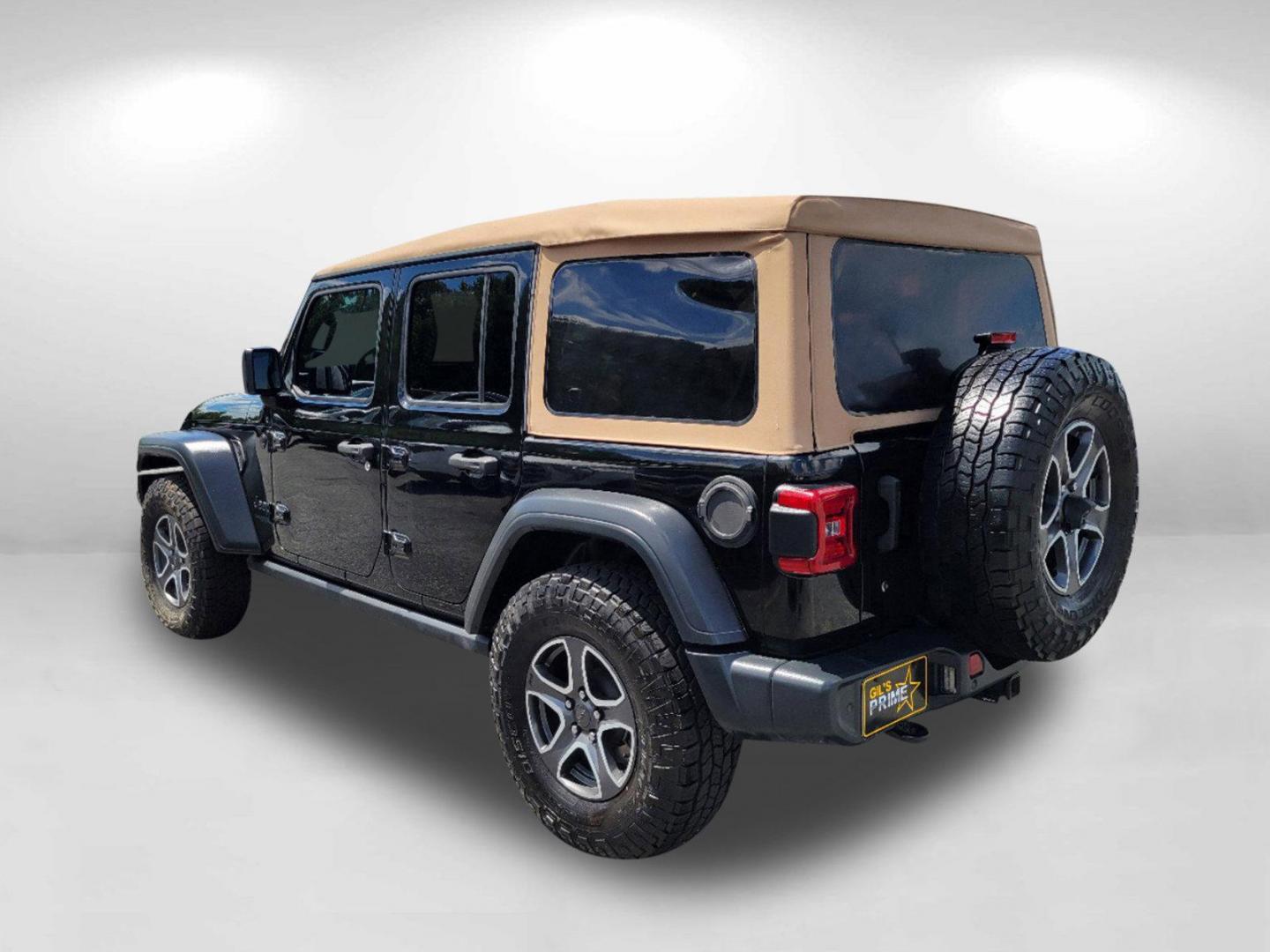 2020 Black Clearcoat /Heritage Tan/Black Jeep Wrangler Unlimited Black and Tan (1C4HJXDG9LW) with an Regular Unleaded V-6 3.6 L/220 engine, 8-Speed Automatic w/OD transmission, located at 3959 U.S. 80 W, Phenix City, AL, 36870, (334) 297-4885, 32.469296, -85.135185 - 2020 Jeep Wrangler Unlimited Black and Tan - Photo#6