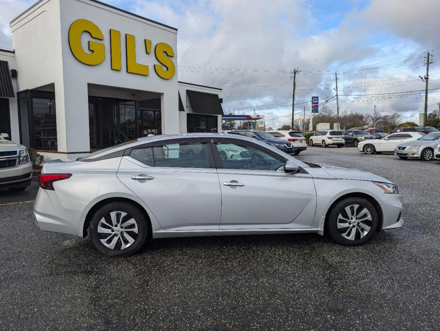 2020 /Charcoal Nissan Altima 2.5 S (1N4BL4BV6LC) with an Regular Unleaded I-4 2.5 L/152 engine, 1-Speed CVT w/OD transmission, located at 3959 U.S. 80 W, Phenix City, AL, 36870, (334) 297-4885, 32.469296, -85.135185 - 2020 Nissan Altima 2.5 S - Photo#3