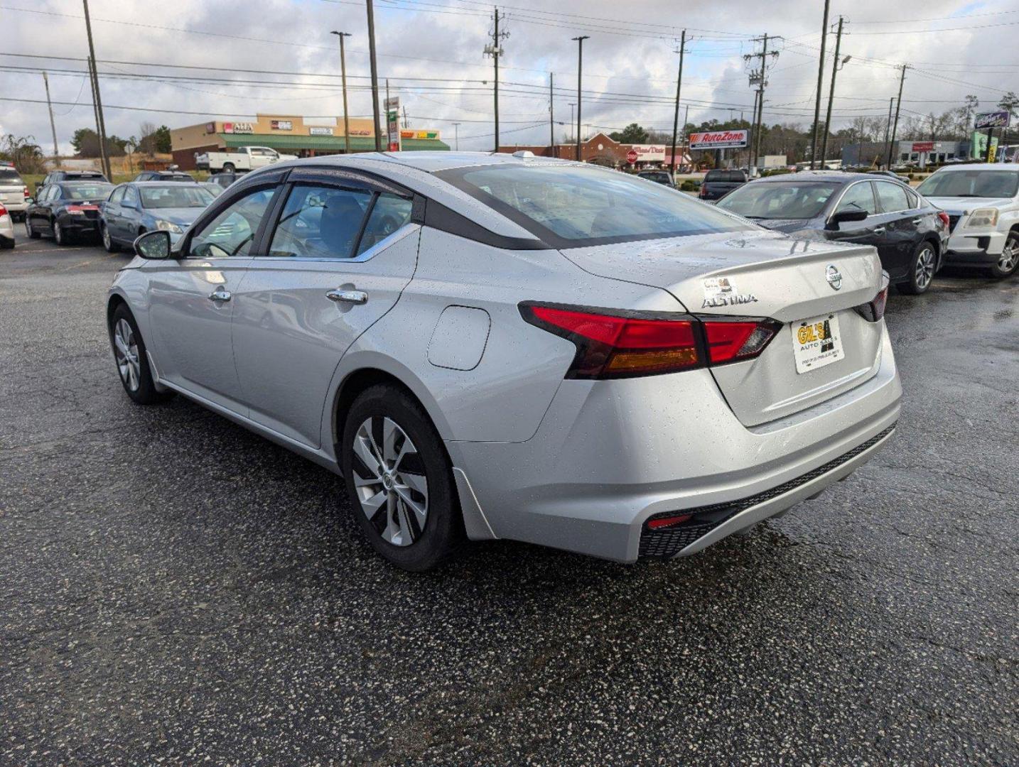 2020 /Charcoal Nissan Altima 2.5 S (1N4BL4BV6LC) with an Regular Unleaded I-4 2.5 L/152 engine, 1-Speed CVT w/OD transmission, located at 3959 U.S. 80 W, Phenix City, AL, 36870, (334) 297-4885, 32.469296, -85.135185 - 2020 Nissan Altima 2.5 S - Photo#6