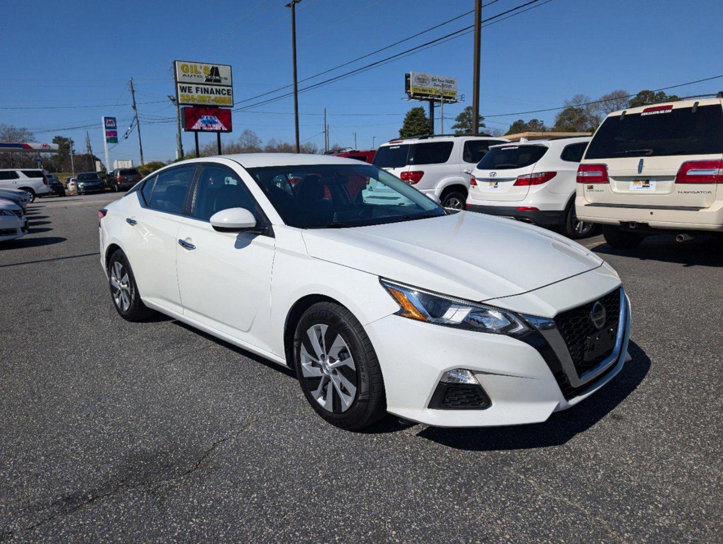 2020 /Charcoal Nissan Altima 2.5 S (1N4BL4BV4LC) with an Regular Unleaded I-4 2.5 L/152 engine, 1-Speed CVT w/OD transmission, located at 3959 U.S. 80 W, Phenix City, AL, 36870, (334) 297-4885, 32.469296, -85.135185 - 2020 Nissan Altima 2.5 S - Photo#2