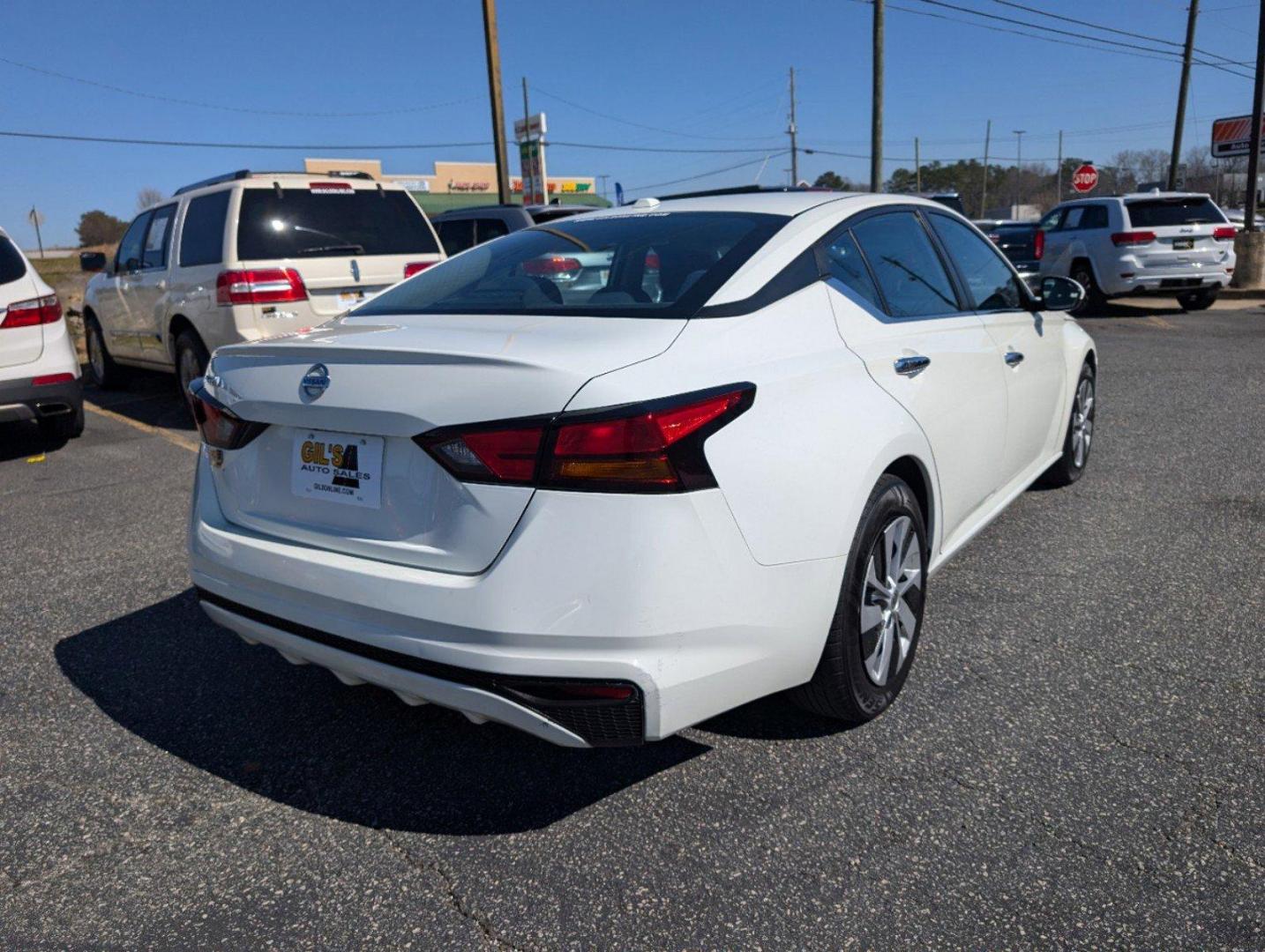 2020 /Charcoal Nissan Altima 2.5 S (1N4BL4BV4LC) with an Regular Unleaded I-4 2.5 L/152 engine, 1-Speed CVT w/OD transmission, located at 3959 U.S. 80 W, Phenix City, AL, 36870, (334) 297-4885, 32.469296, -85.135185 - 2020 Nissan Altima 2.5 S - Photo#4