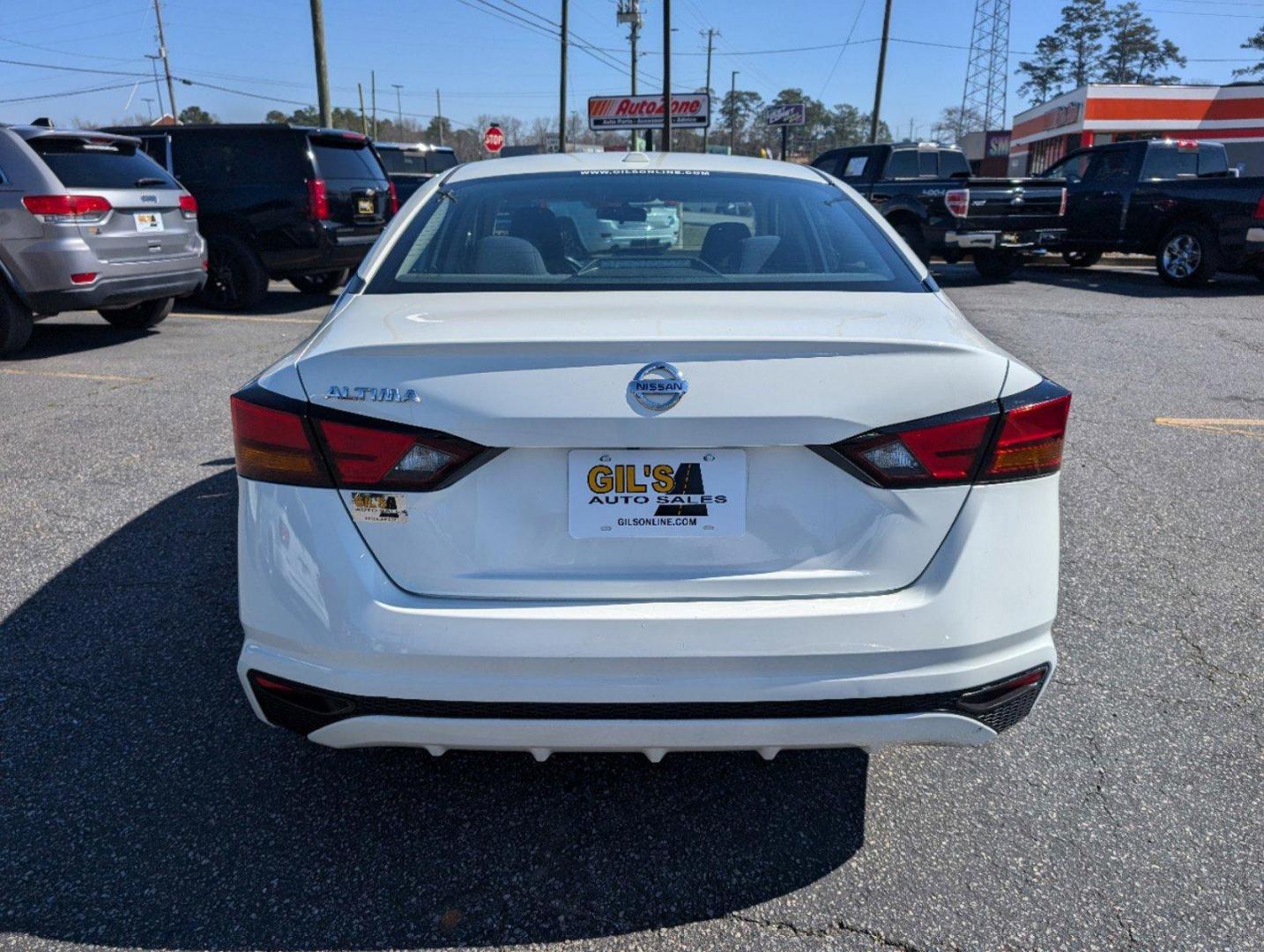 2020 /Charcoal Nissan Altima 2.5 S (1N4BL4BV4LC) with an Regular Unleaded I-4 2.5 L/152 engine, 1-Speed CVT w/OD transmission, located at 3959 U.S. 80 W, Phenix City, AL, 36870, (334) 297-4885, 32.469296, -85.135185 - 2020 Nissan Altima 2.5 S - Photo#5