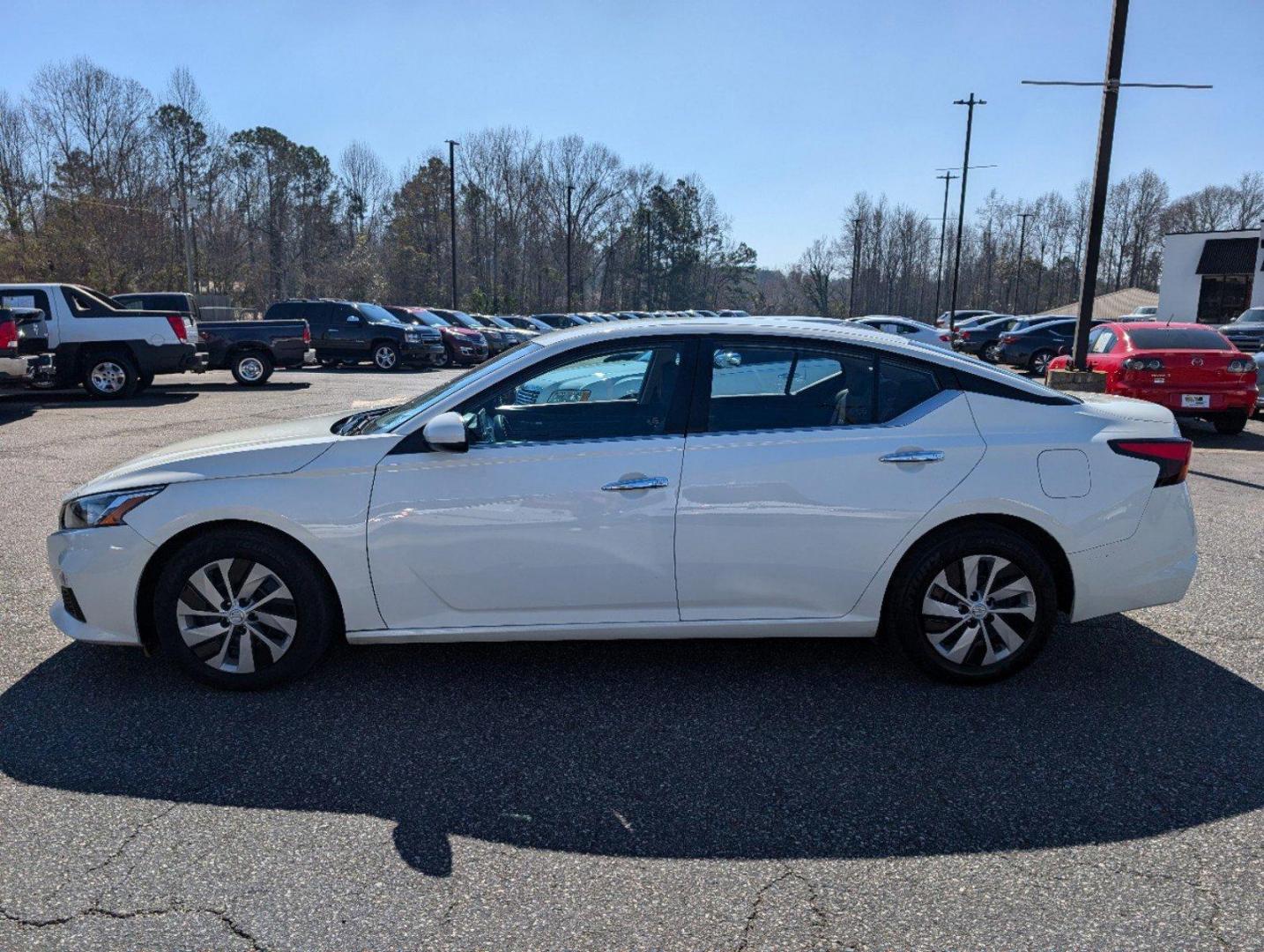 2020 /Charcoal Nissan Altima 2.5 S (1N4BL4BV4LC) with an Regular Unleaded I-4 2.5 L/152 engine, 1-Speed CVT w/OD transmission, located at 3959 U.S. 80 W, Phenix City, AL, 36870, (334) 297-4885, 32.469296, -85.135185 - 2020 Nissan Altima 2.5 S - Photo#7