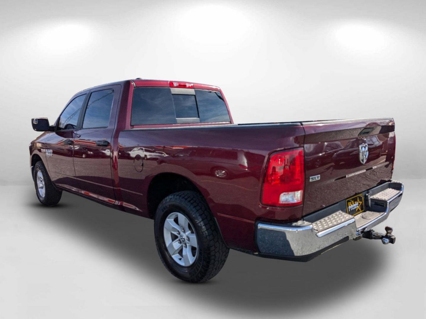 2020 /Diesel Gray/Black Ram 1500 Classic SLT (1C6RR6TT7LS) with an Regular Unleaded V-8 5.7 L/345 engine, 8-Speed Automatic w/OD transmission, located at 5115 14th Ave., Columbus, GA, 31904, (706) 323-0345, 32.511494, -84.971046 - 2020 Ram 1500 Classic SLT - Photo#6