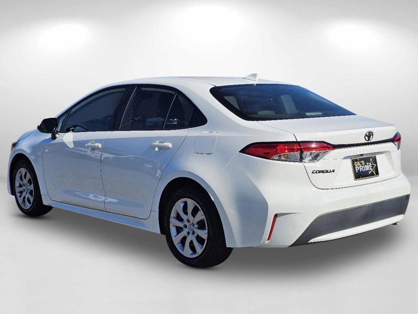 2020 Super White /Black Toyota Corolla LE (JTDEPRAE3LJ) with an Regular Unleaded I-4 1.8 L/110 engine, 1-Speed CVT w/OD transmission, located at 521 Old Farm Lane Rd, Prattville, AL, 36066, (334) 325-1505, 32.482460, -86.416367 - 2020 Toyota Corolla LE - Photo#6