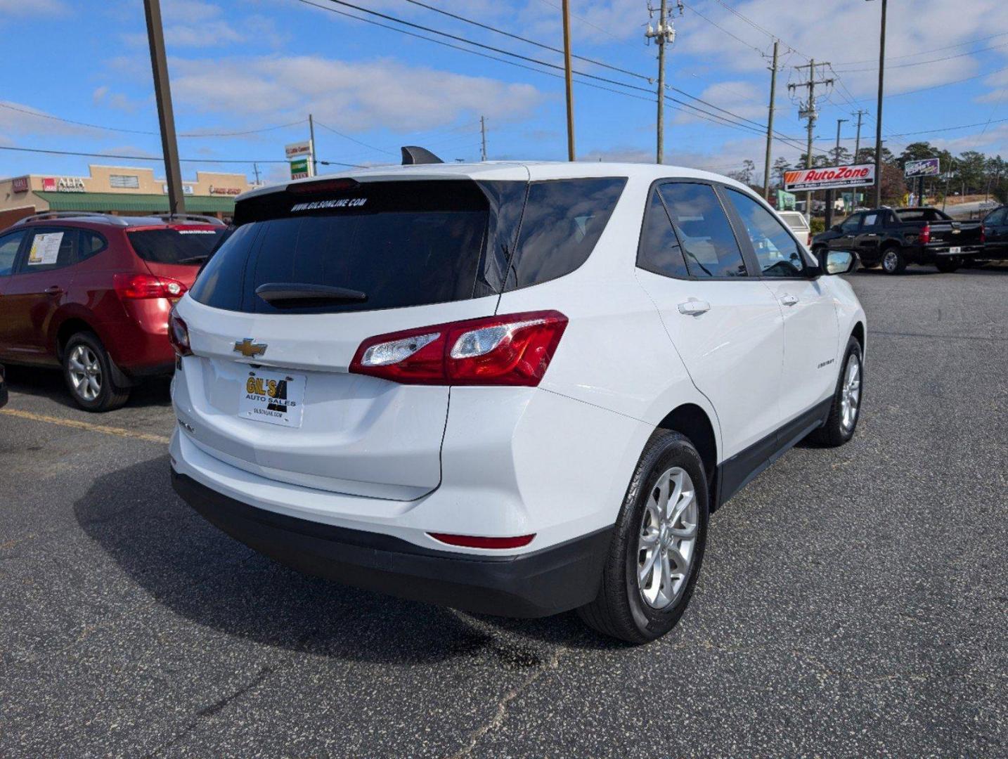 2021 /Medium Ash Gray Chevrolet Equinox LS (2GNAXHEV8M6) with an Turbocharged Gas I4 1.5L/92 engine, 6-Speed Automatic transmission, located at 804 22nd Ave, Phenix City, AL, 36870, (334) 297-1860, 32.484749, -85.024475 - 2021 Chevrolet Equinox LS - Photo#4