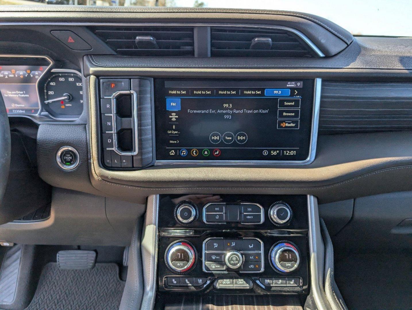 2021 /Dark Walnut/Very Dark Ash Gray GMC Yukon Denali (1GKS1DKL5MR) with an Gas V8 6.2L/ engine, 10-Speed Automatic transmission, located at 3959 U.S. 80 W, Phenix City, AL, 36870, (334) 297-4885, 32.469296, -85.135185 - 2021 GMC Yukon Denali - Photo#14