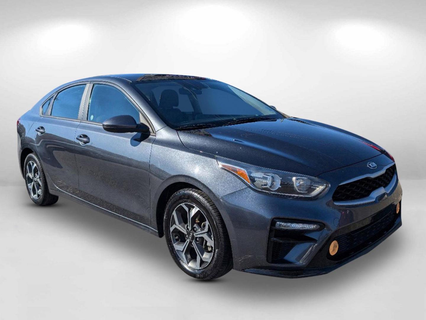 2021 /Black Kia Forte LXS (3KPF24AD8ME) with an Regular Unleaded I-4 2.0 L/122 engine, 1-Speed CVT w/OD transmission, located at 7000 Northlake Connector, Columbus, GA, 31904, (706) 987-8085, 32.524975, -84.978134 - 2021 Kia Forte LXS - Photo#2