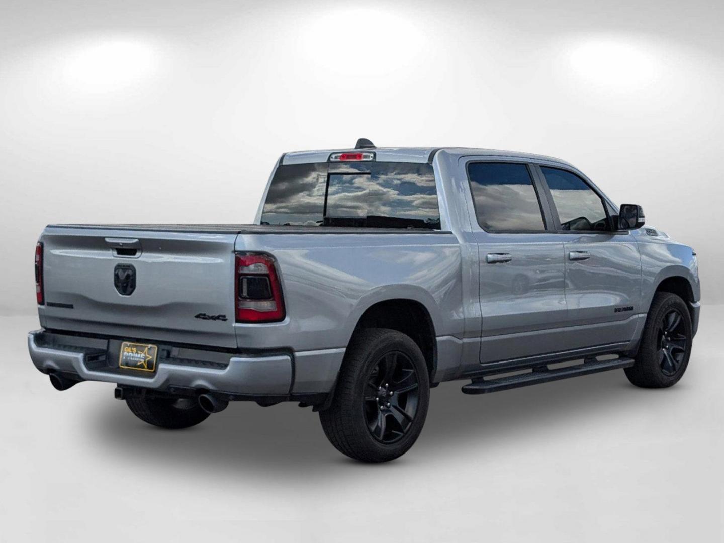 2021 Billet Silver Metallic Clearcoat /Black Ram 1500 Big Horn (1C6SRFFT6MN) with an Regular Unleaded V-8 5.7 L/345 engine, 8-Speed Automatic w/OD transmission, located at 804 22nd Ave, Phenix City, AL, 36870, (334) 297-1860, 32.484749, -85.024475 - 2021 Ram 1500 Big Horn - Photo#4