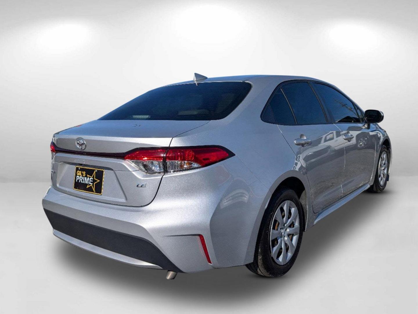 2021 Toyota Corolla LE (JTDEPMAE0MJ) with an Regular Unleaded I-4 1.8 L/110 engine, 1-Speed CVT w/OD transmission, located at 3959 U.S. 80 W, Phenix City, AL, 36870, (334) 297-4885, 32.469296, -85.135185 - 2021 Toyota Corolla LE - Photo#4