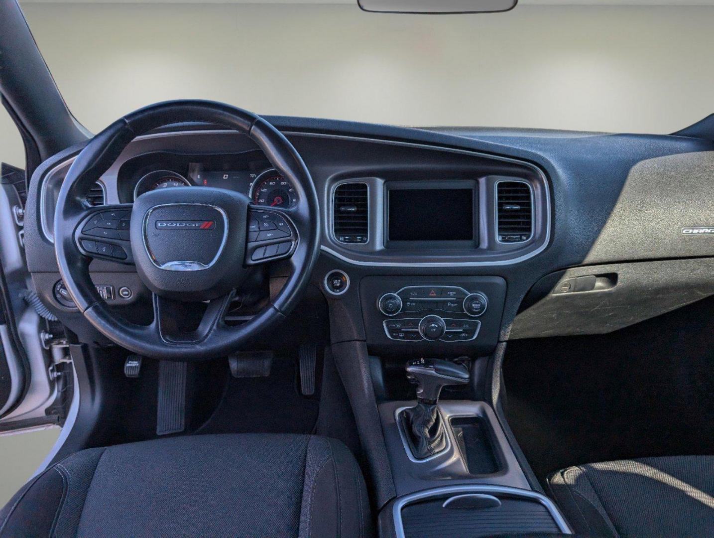 2022 /Black Dodge Charger SXT (2C3CDXBG7NH) with an Regular Unleaded V-6 3.6 L/220 engine, 8-Speed Automatic w/OD transmission, located at 7000 Northlake Connector, Columbus, GA, 31904, (706) 987-8085, 32.524975, -84.978134 - 2022 Dodge Charger SXT - Photo#11