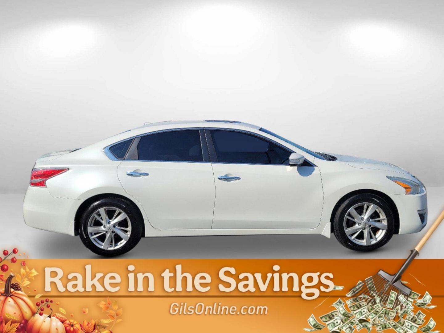 2015 Pearl White /Beige Nissan Altima 2.5 S (1N4AL3AP3FN) with an 2.5L L4 DOHC 16V engine, Continuously Variable Transmission transmission, located at 521 Old Farm Lane Rd, Prattville, AL, 36066, (334) 325-1505, 32.482460, -86.416367 - 2015 Nissan Altima 2.5 SL - Photo#3