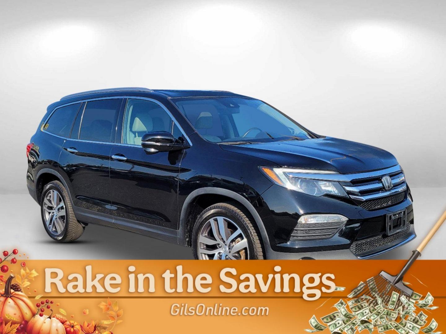 2017 Black Honda Pilot Touring (5FNYF6H93HB) with an Regular Unleaded V-6 3.5 L/212 engine, 9-Speed Automatic w/OD transmission, located at 3959 U.S. 80 W, Phenix City, AL, 36870, (334) 297-4885, 32.469296, -85.135185 - 2017 Honda Pilot Touring - Photo#4