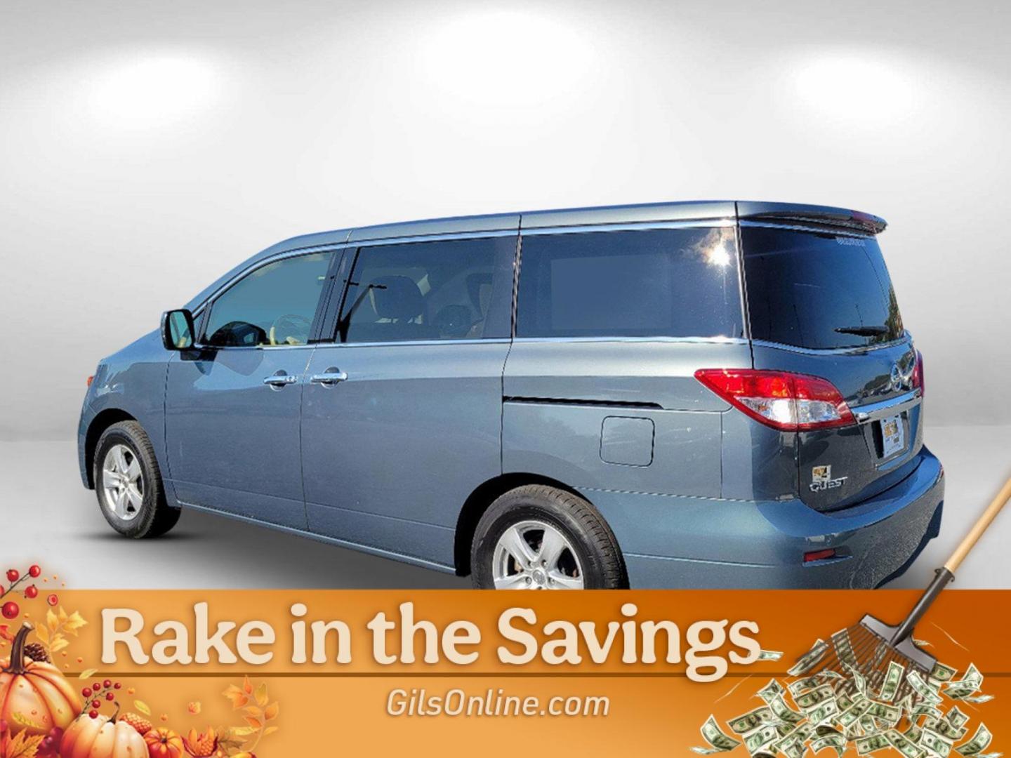 2012 Twilight Gray /Beige Nissan Quest SV (JN8AE2KP1C9) with an Gas V6 3.5L/ engine, 1-Speed Continuously variable ratio transmission, located at 804 22nd Ave, Phenix City, AL, 36870, (334) 297-1860, 32.484749, -85.024475 - 2012 Nissan Quest SV - Photo#6