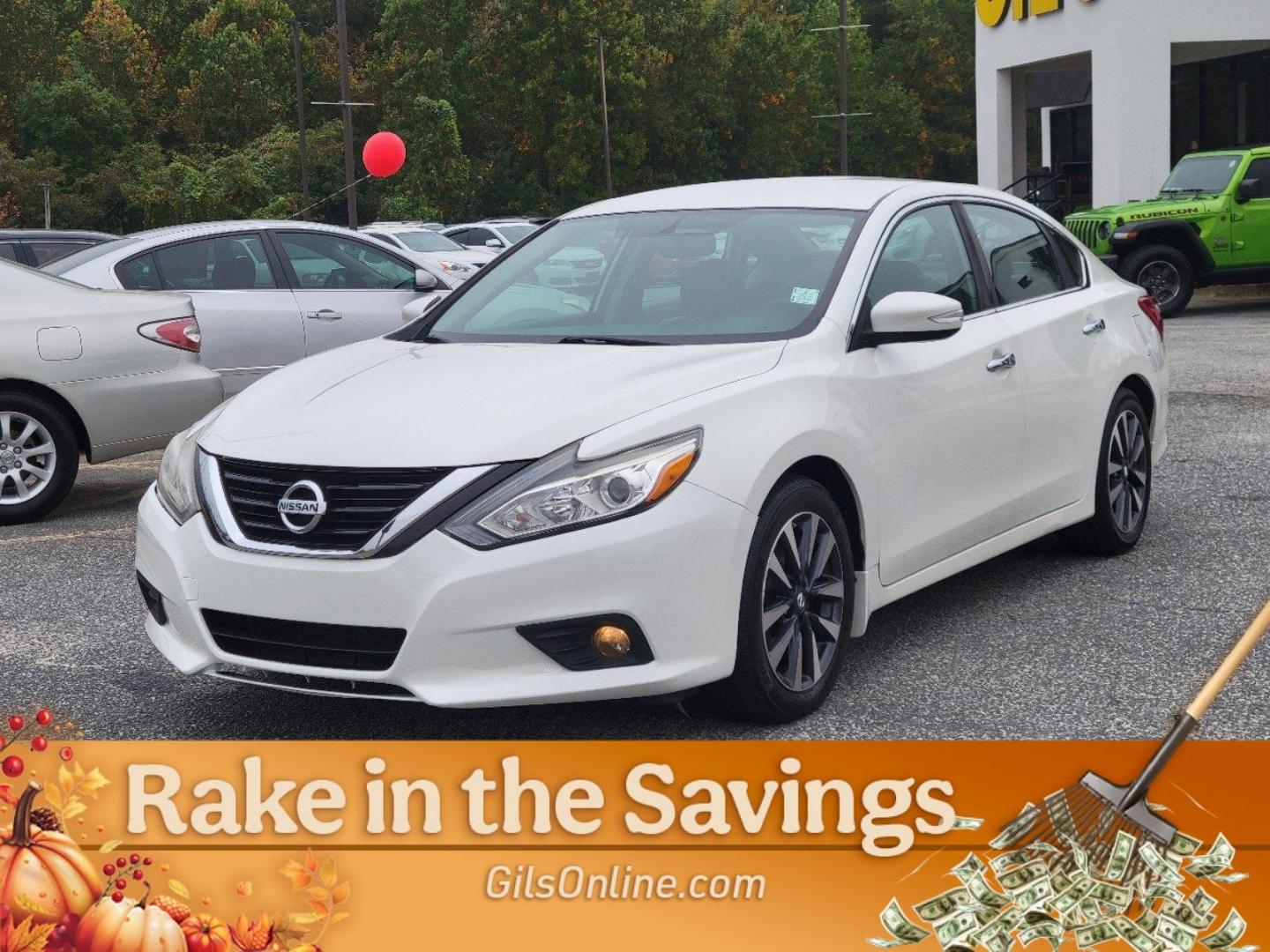 2016 Pearl White /Charcoal Nissan Altima 2.5 SL (1N4AL3AP6GC) with an Regular Unleaded I-4 2.5 L/152 engine, 1-Speed CVT w/OD transmission, located at 5115 14th Ave., Columbus, GA, 31904, (706) 323-0345, 32.511494, -84.971046 - 2016 Nissan Altima 2.5 SL - Photo#2