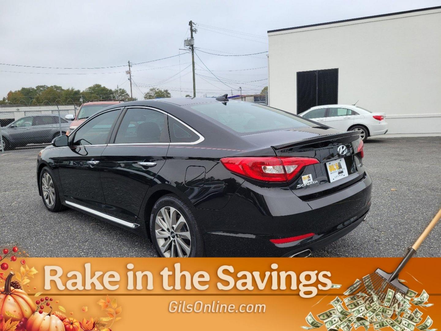 2017 Phantom Black /Black Hyundai Sonata Sport (5NPE34AF8HH) with an Regular Unleaded I-4 2.4 L/144 engine, 6-Speed Automatic w/OD transmission, located at 3959 U.S. 80 W, Phenix City, AL, 36870, (334) 297-4885, 32.469296, -85.135185 - 2017 Hyundai Sonata Sport - Photo#13