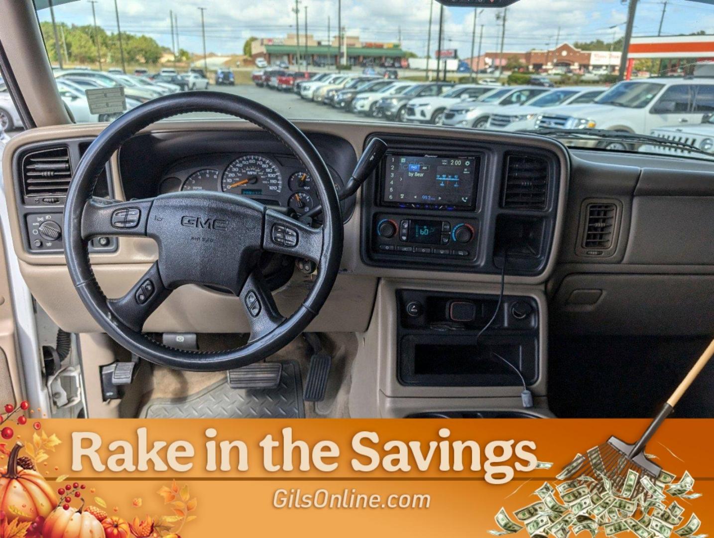 2005 Summit White /Neutral GMC Sierra 1500 SLT (2GTEC13TX51) with an Gas V8 5.3L/325 engine, 4-Speed Automatic w/OD transmission, located at 804 22nd Ave, Phenix City, AL, 36870, (334) 297-1860, 32.484749, -85.024475 - 2005 GMC Sierra 1500 SLT - Photo#47