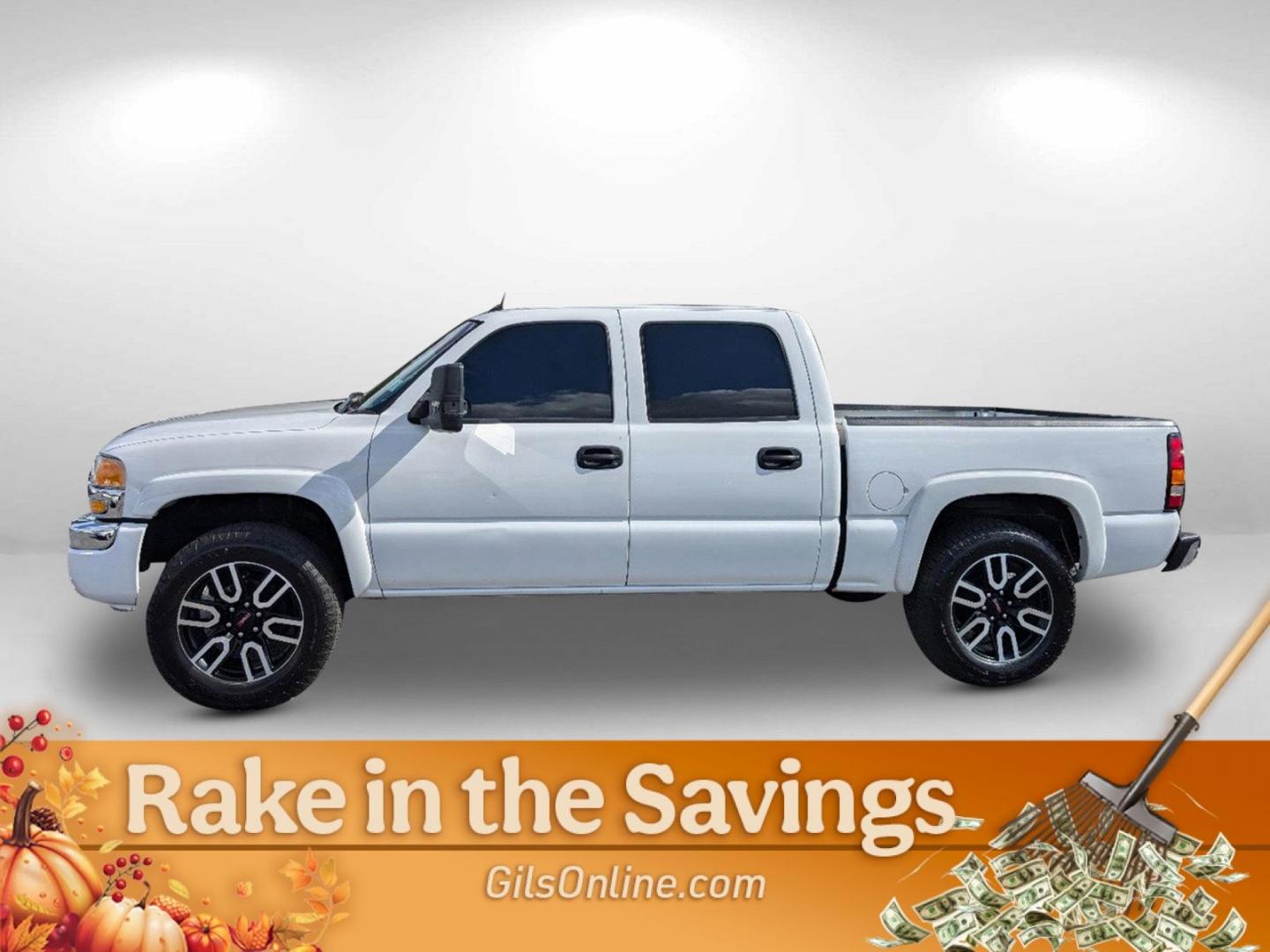 2005 Summit White /Neutral GMC Sierra 1500 SLT (2GTEC13TX51) with an Gas V8 5.3L/325 engine, 4-Speed Automatic w/OD transmission, located at 804 22nd Ave, Phenix City, AL, 36870, (334) 297-1860, 32.484749, -85.024475 - 2005 GMC Sierra 1500 SLT - Photo#30