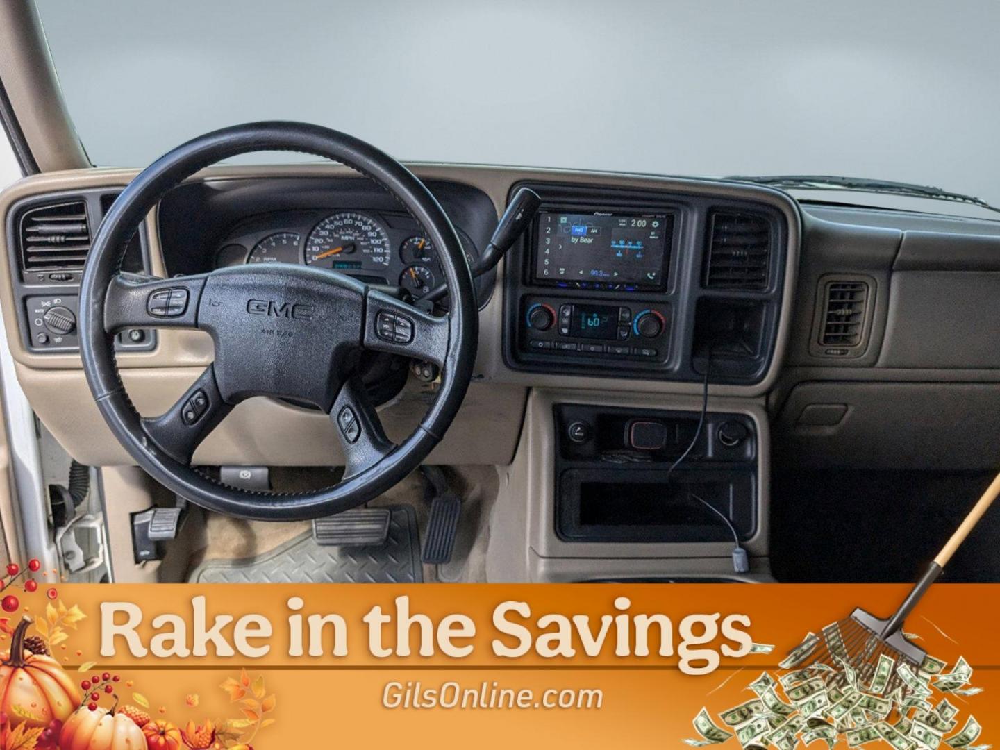 2005 Summit White /Neutral GMC Sierra 1500 SLT (2GTEC13TX51) with an Gas V8 5.3L/325 engine, 4-Speed Automatic w/OD transmission, located at 804 22nd Ave, Phenix City, AL, 36870, (334) 297-1860, 32.484749, -85.024475 - 2005 GMC Sierra 1500 SLT - Photo#44