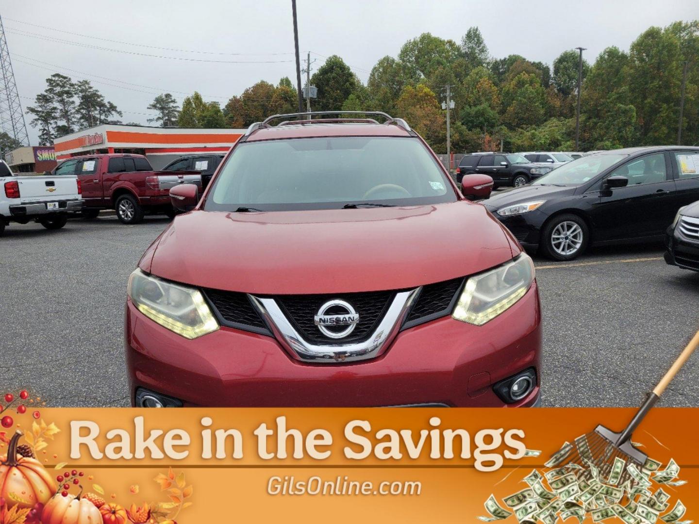 2014 Cayenne Red /Almond Nissan Rogue SL (5N1AT2MT5EC) with an Regular Unleaded I-4 2.5 L/152 engine, 1-Speed CVT w/OD transmission, located at 3959 U.S. 80 W, Phenix City, AL, 36870, (334) 297-4885, 32.469296, -85.135185 - 2014 Nissan Rogue SL - Photo#4