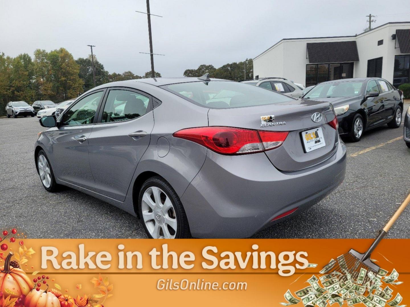 2013 Titanium Gray Metallic /Black Hyundai Elantra Limited (KMHDH4AE7DU) with an Gas I4 1.8L/110 engine, 6-Speed Automatic w/Manual Shift transmission, located at 3959 U.S. 80 W, Phenix City, AL, 36870, (334) 297-4885, 32.469296, -85.135185 - 2013 Hyundai Elantra Limited - Photo#17