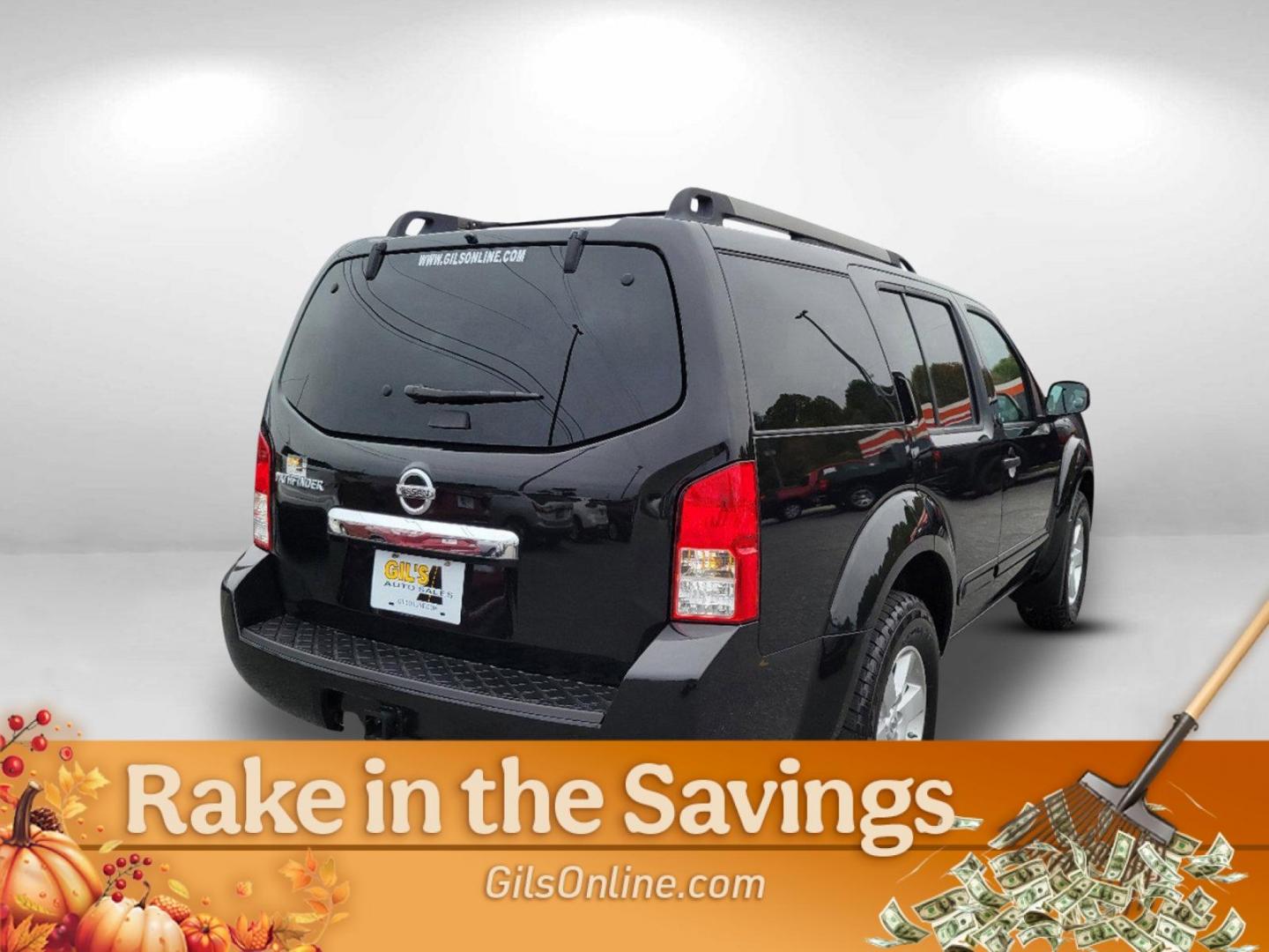 2012 Super Black /Graphite Nissan Pathfinder SV (5N1AR1NB1CC) with an Gas V6 4.0L/241 engine, 5-Speed Automatic w/manual mode transmission, located at 3959 U.S. 80 W, Phenix City, AL, 36870, (334) 297-4885, 32.469296, -85.135185 - 2012 Nissan Pathfinder SV - Photo#12