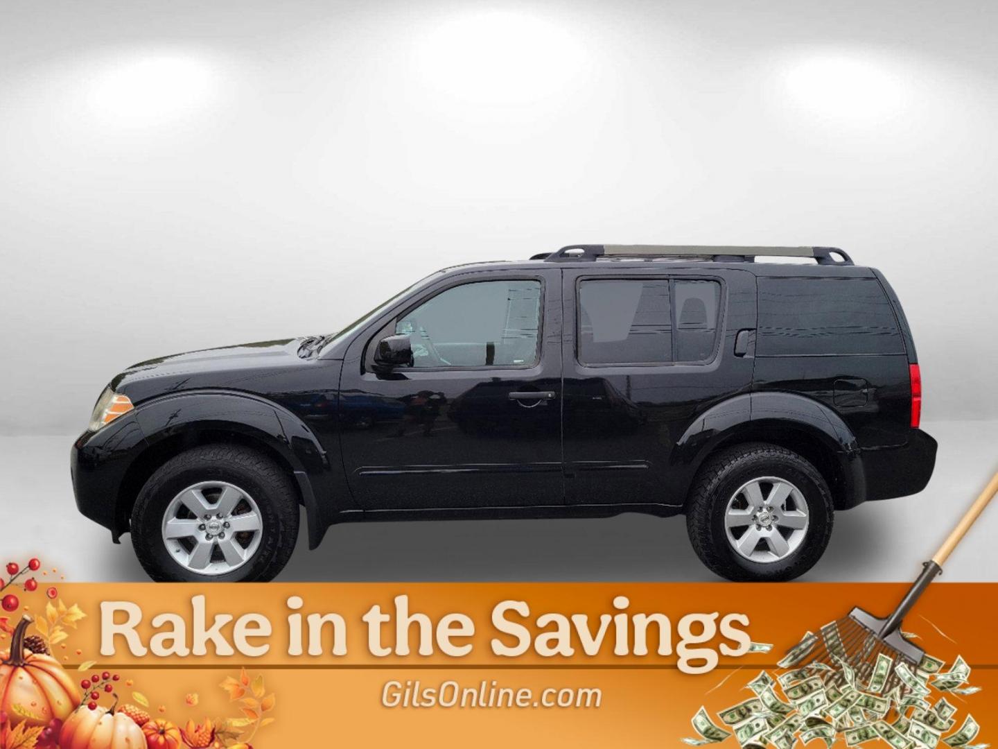 2012 Super Black /Graphite Nissan Pathfinder SV (5N1AR1NB1CC) with an Gas V6 4.0L/241 engine, 5-Speed Automatic w/manual mode transmission, located at 3959 U.S. 80 W, Phenix City, AL, 36870, (334) 297-4885, 32.469296, -85.135185 - 2012 Nissan Pathfinder SV - Photo#21