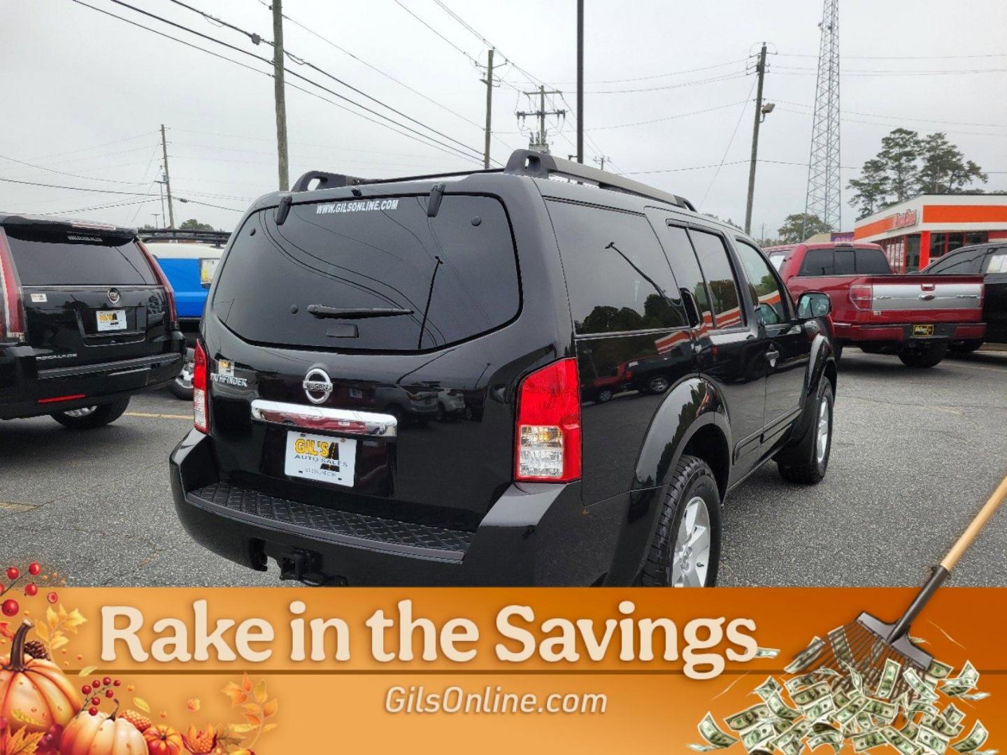 2012 Super Black /Graphite Nissan Pathfinder SV (5N1AR1NB1CC) with an Gas V6 4.0L/241 engine, 5-Speed Automatic w/manual mode transmission, located at 3959 U.S. 80 W, Phenix City, AL, 36870, (334) 297-4885, 32.469296, -85.135185 - 2012 Nissan Pathfinder SV - Photo#13