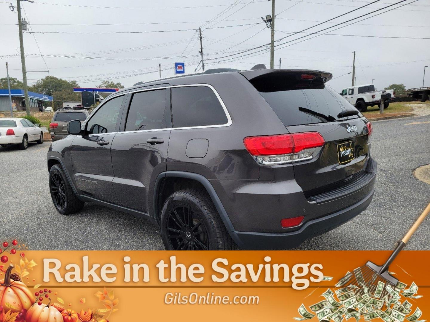 2018 Granite Crystal Metallic Clearcoat /Black Jeep Grand Cherokee Laredo E (1C4RJEAG4JC) with an Regular Unleaded V-6 3.6 L/220 engine, 8-Speed Automatic w/OD transmission, located at 804 22nd Ave, Phenix City, AL, 36870, (334) 297-1860, 32.484749, -85.024475 - 2018 Jeep Grand Cherokee Laredo E - Photo#20