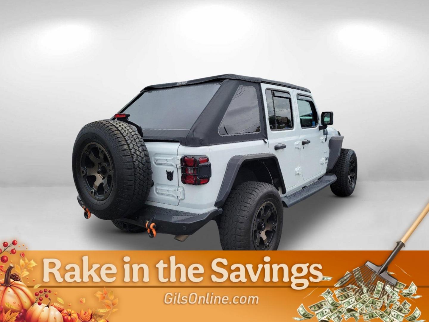 2018 Bright White Clearcoat /Black/Heritage Tan Jeep Wrangler Unlimited Sahara (1C4HJXEG9JW) with an Regular Unleaded V-6 3.6 L/220 engine, 8-Speed Automatic w/OD transmission, located at 521 Old Farm Lane Rd, Prattville, AL, 36066, (334) 325-1505, 32.482460, -86.416367 - 2018 Jeep Wrangler Unlimited Sahara - Photo#8