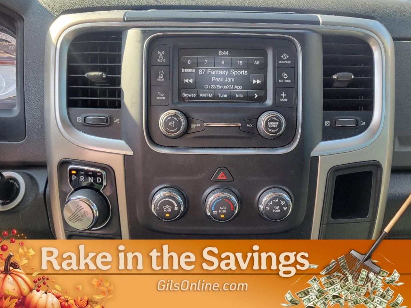 2015 Bright White Clearcoat /Diesel Gray/Black Ram 1500 SLT (1C6RR6GT0FS) with an Regular Unleaded V-8 5.7 L/345 engine, 8-Speed Automatic w/OD transmission, located at 804 22nd Ave, Phenix City, AL, 36870, (334) 297-1860, 32.484749, -85.024475 - 2015 Ram 1500 SLT - Photo#12