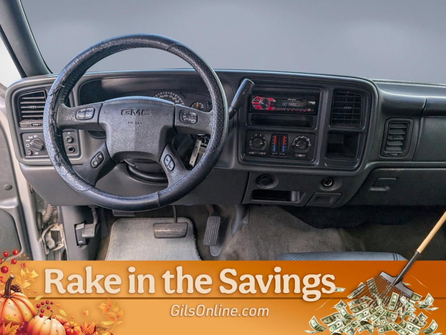 2005 Silver Birch Metallic /Dark Pewter GMC Sierra 1500 SLE (2GTEC13T651) with an Gas V8 5.3L/325 engine, 4-Speed Automatic w/OD transmission, located at 804 22nd Ave, Phenix City, AL, 36870, (334) 297-1860, 32.484749, -85.024475 - 2005 GMC Sierra 1500 SLE - Photo#12