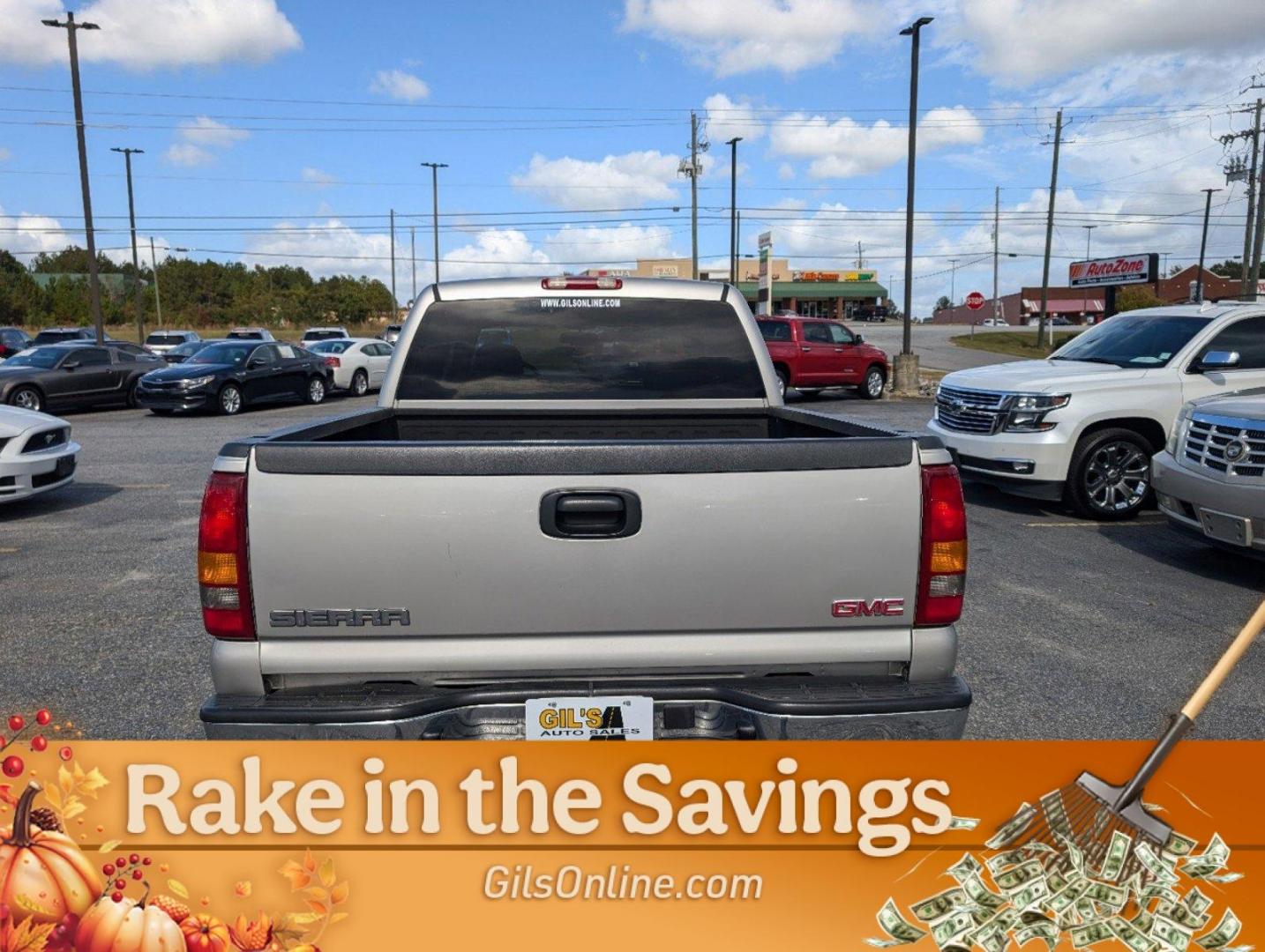 2005 Silver Birch Metallic /Dark Pewter GMC Sierra 1500 SLE (2GTEC13T651) with an Gas V8 5.3L/325 engine, 4-Speed Automatic w/OD transmission, located at 804 22nd Ave, Phenix City, AL, 36870, (334) 297-1860, 32.484749, -85.024475 - 2005 GMC Sierra 1500 SLE - Photo#22