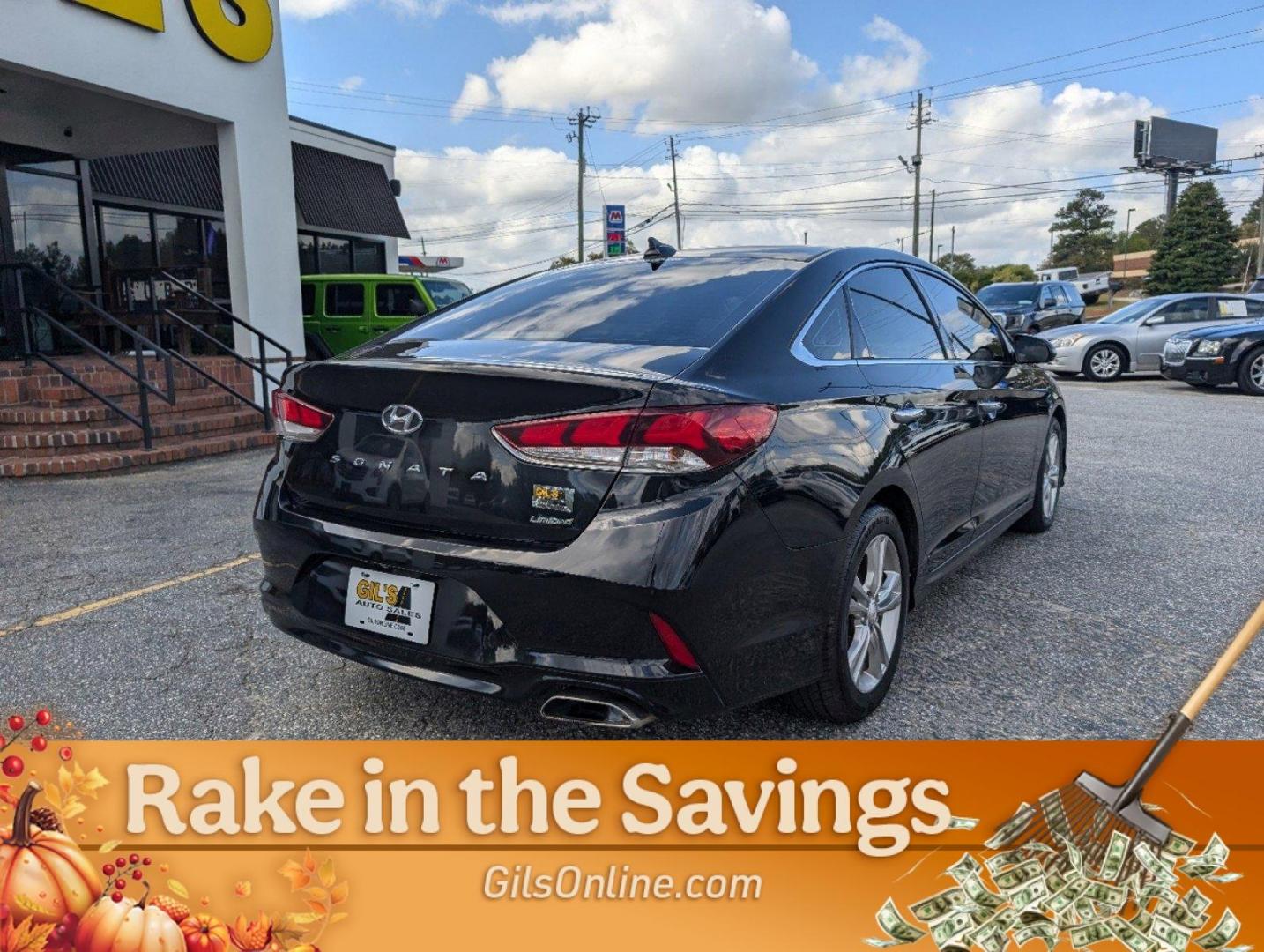 2018 Phantom Black /Gray Hyundai Sonata Limited (5NPE34AF8JH) with an Regular Unleaded I-4 2.4 L/144 engine, 6-Speed Automatic w/OD transmission, located at 5115 14th Ave., Columbus, GA, 31904, (706) 323-0345, 32.511494, -84.971046 - 2018 Hyundai Sonata Limited - Photo#23