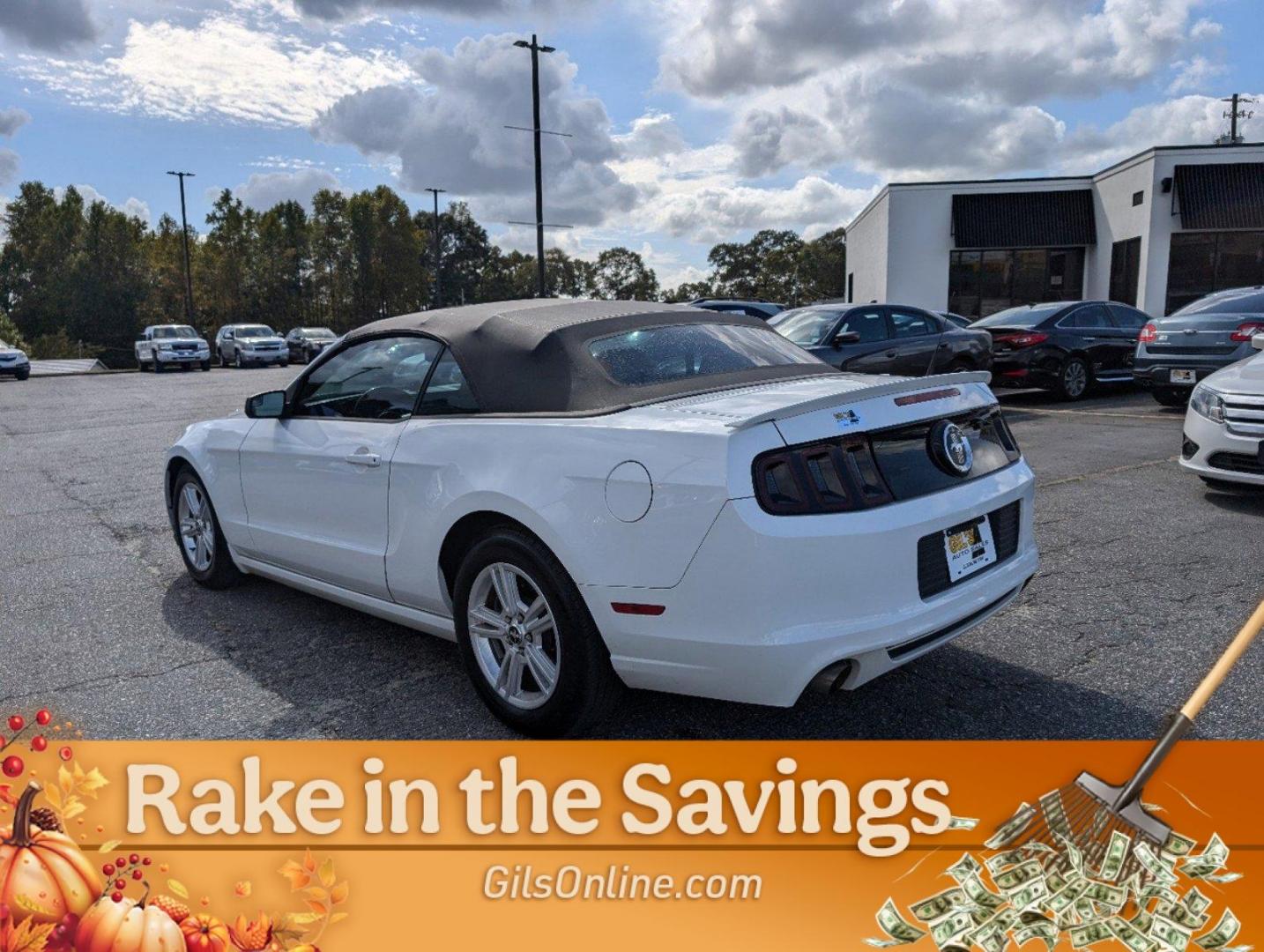 2014 White Ford Mustang V6 (1ZVBP8EM3E5) with an Regular Unleaded V-6 3.7 L/228 engine, located at 1430 Gateway Drive, Opelika, AL, 36801, (334) 239-0944, 32.637871, -85.409790 - 2014 Ford Mustang V6 - Photo#28